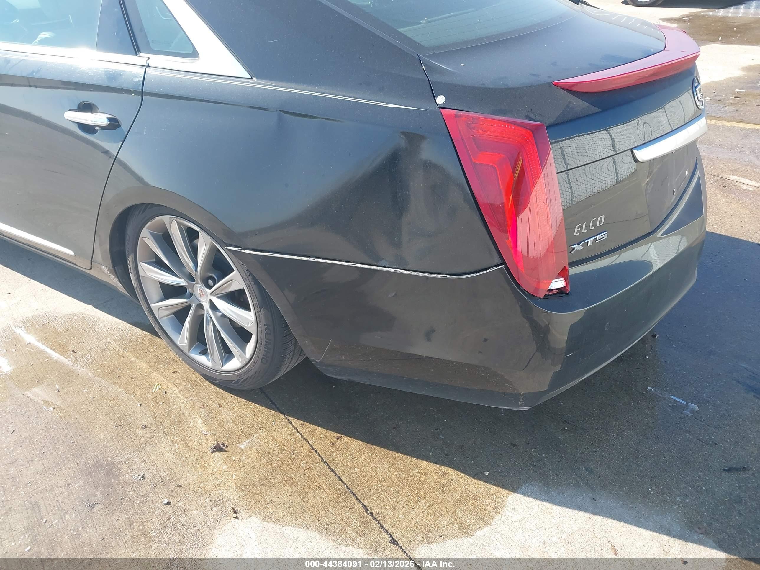 CADILLAC XTS image 6
