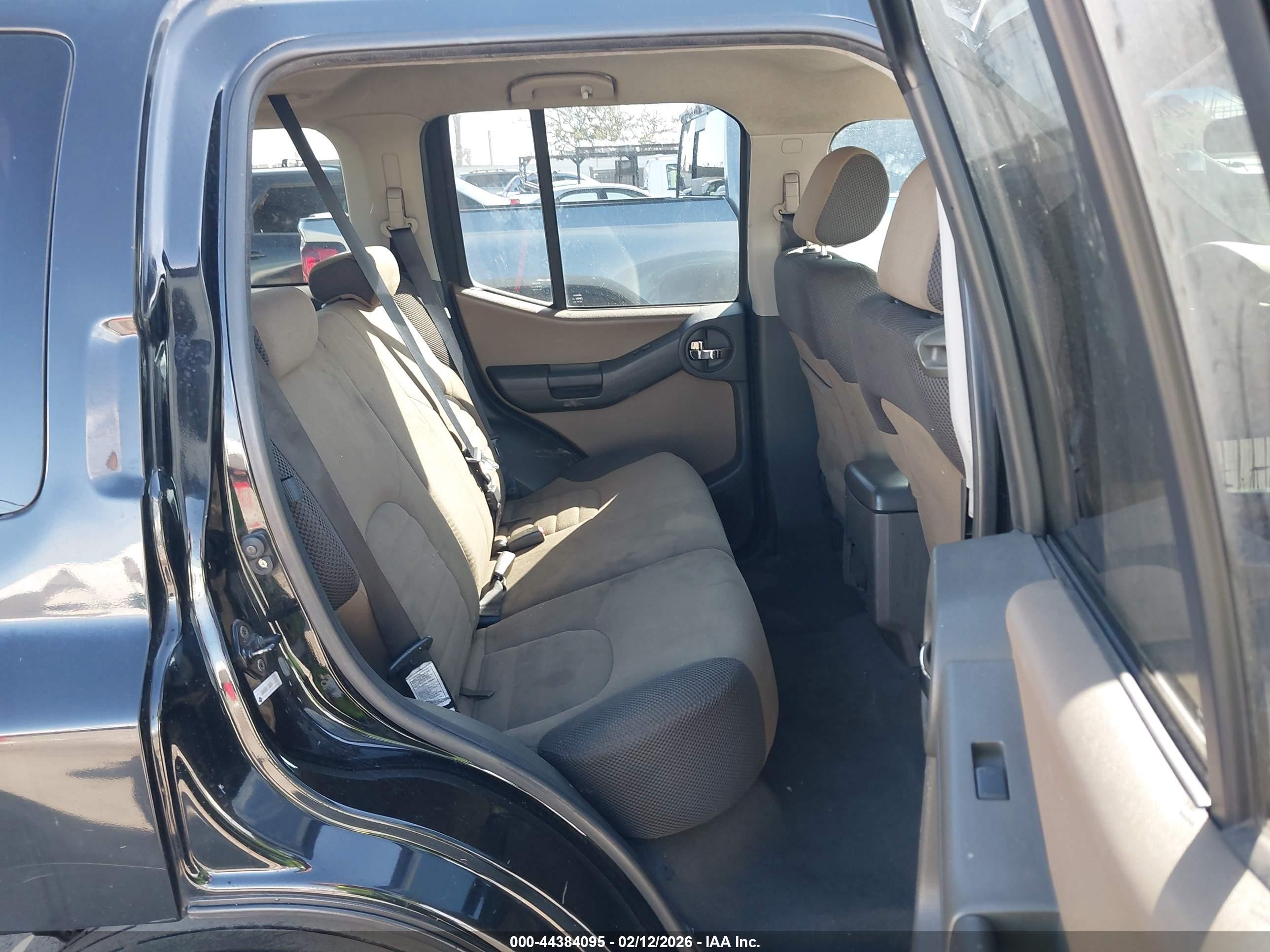 NISSAN XTERRA image 8
