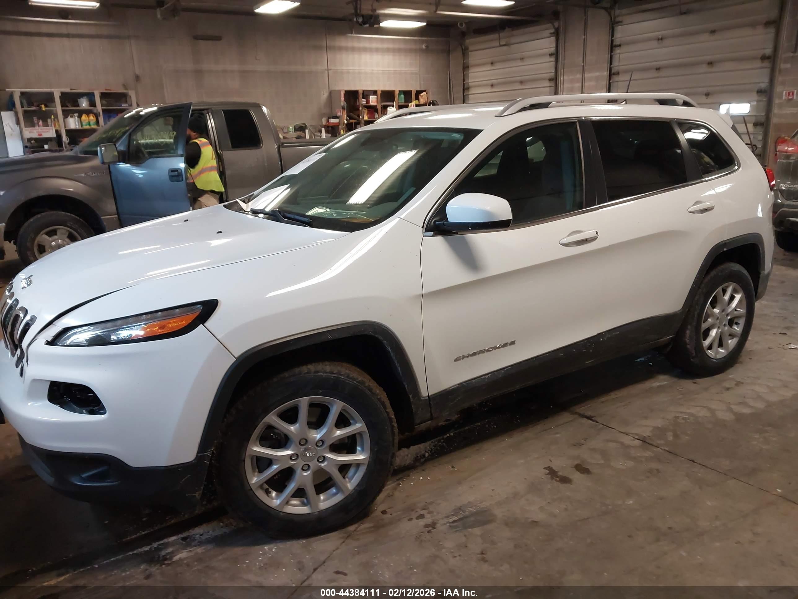 JEEP CHEROKEE image 2
