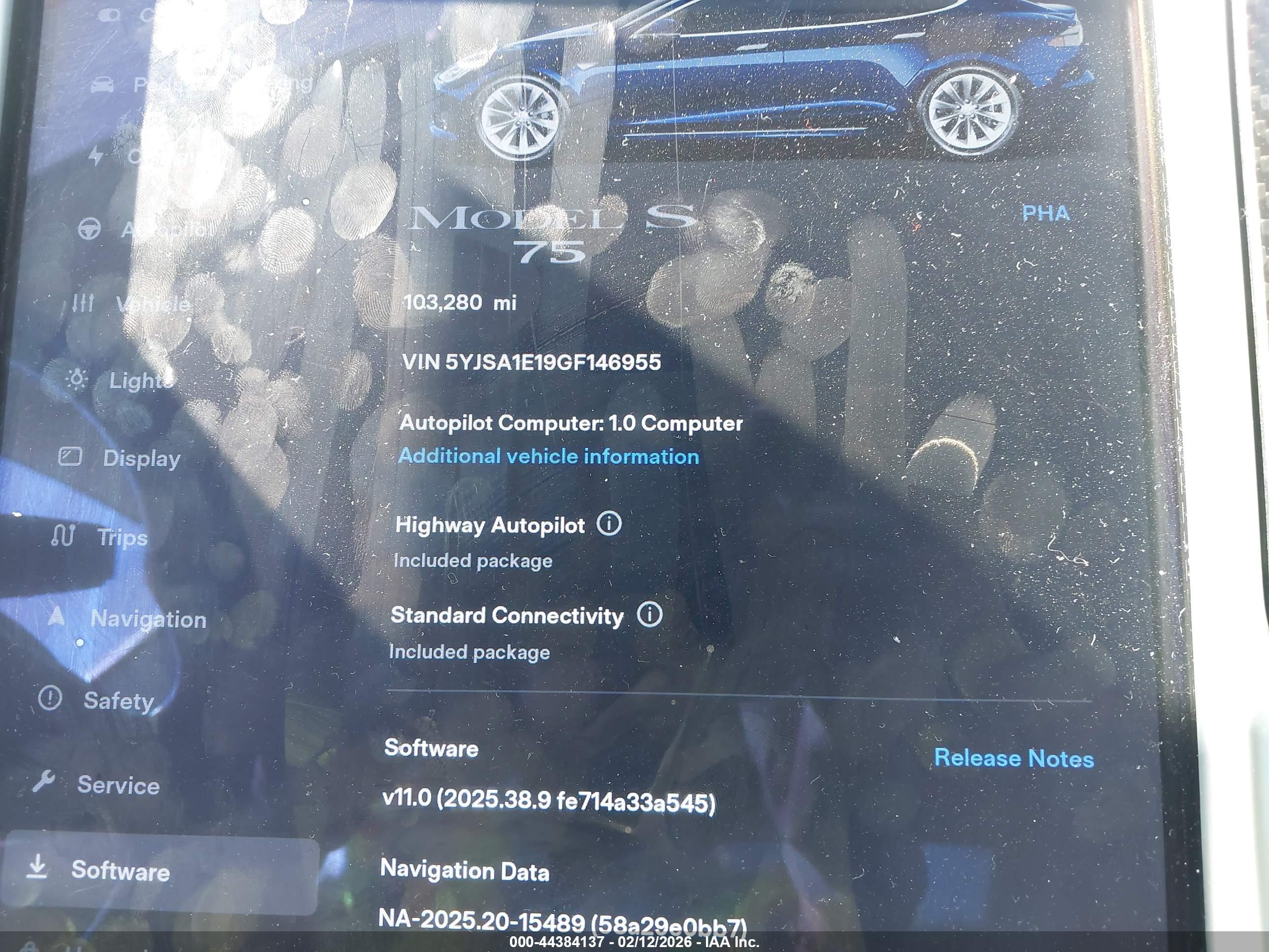 TESLA MODEL image 7