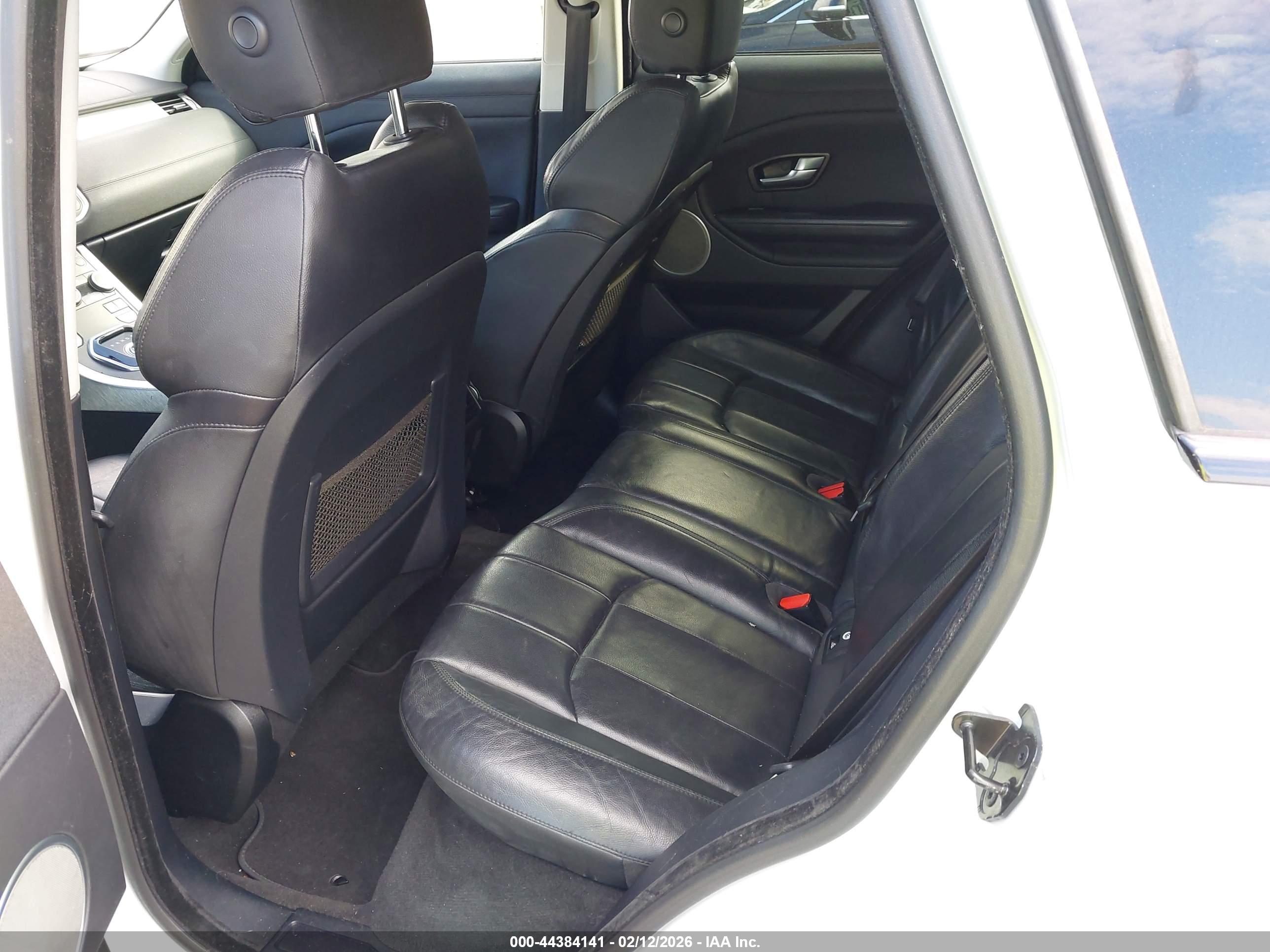 LAND ROVER image 8