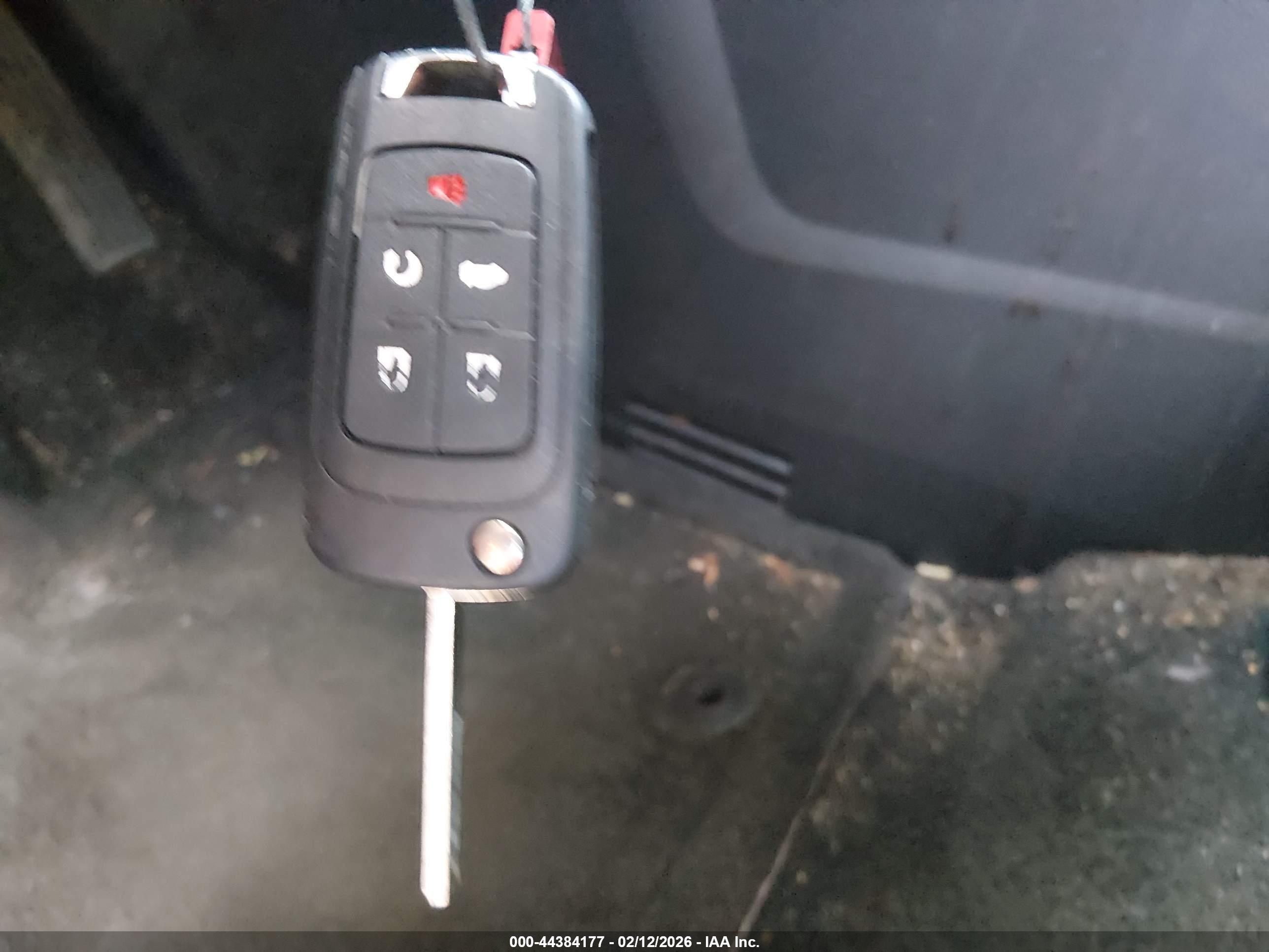 CHEVROLET EQUINOX image 11