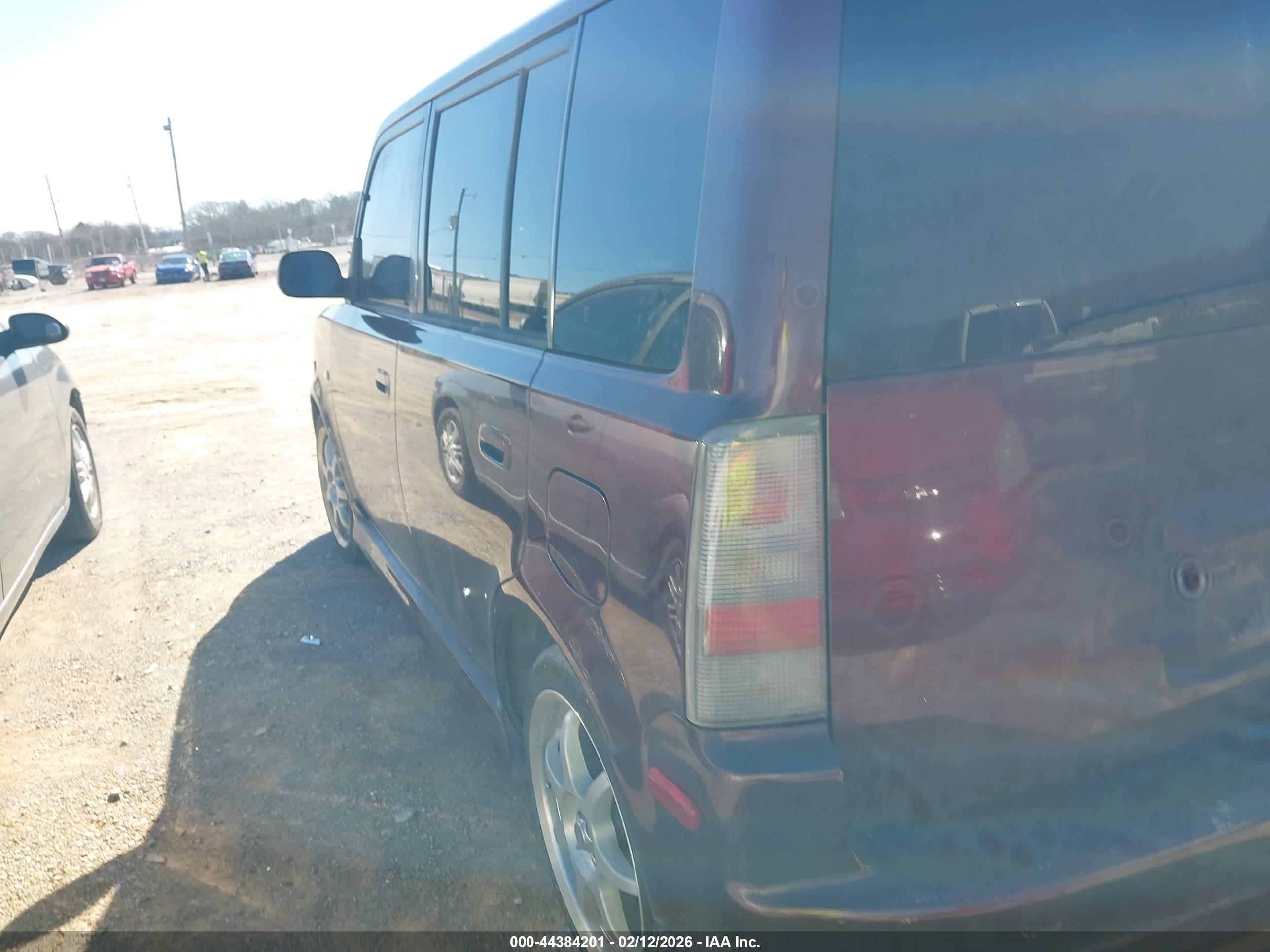 SCION XB image 3