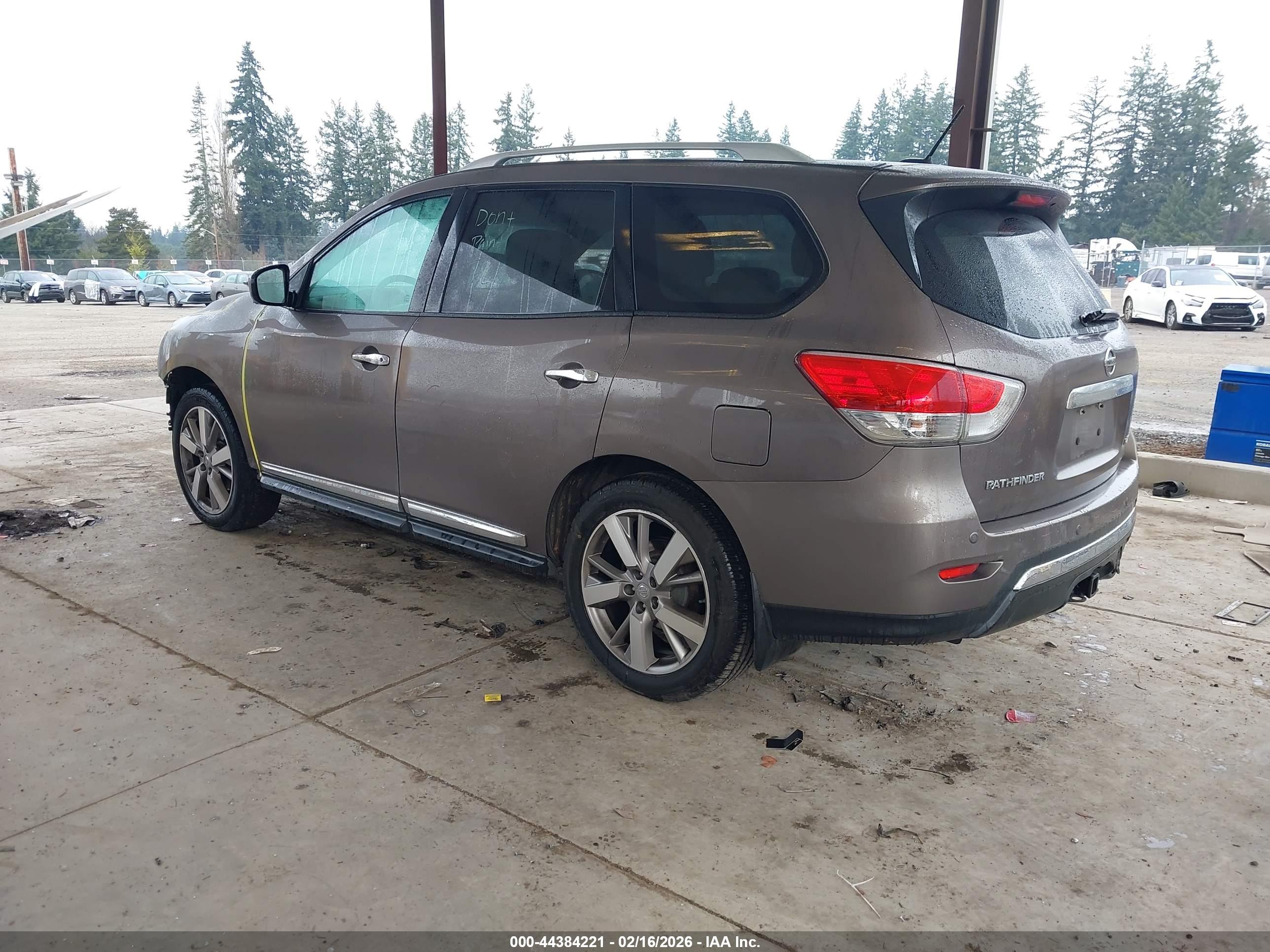 NISSAN PATHFINDER image 3
