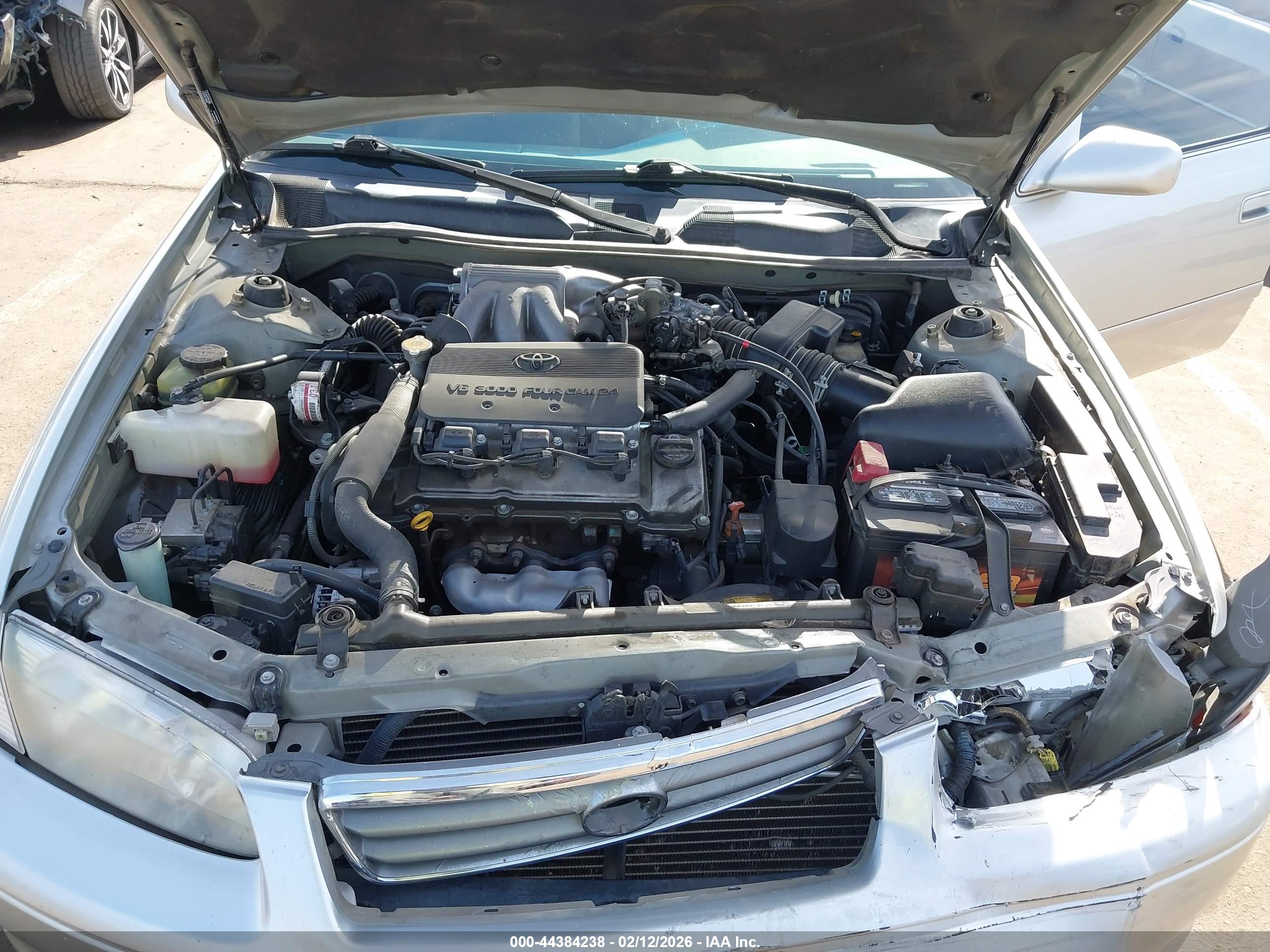 TOYOTA CAMRY image 10