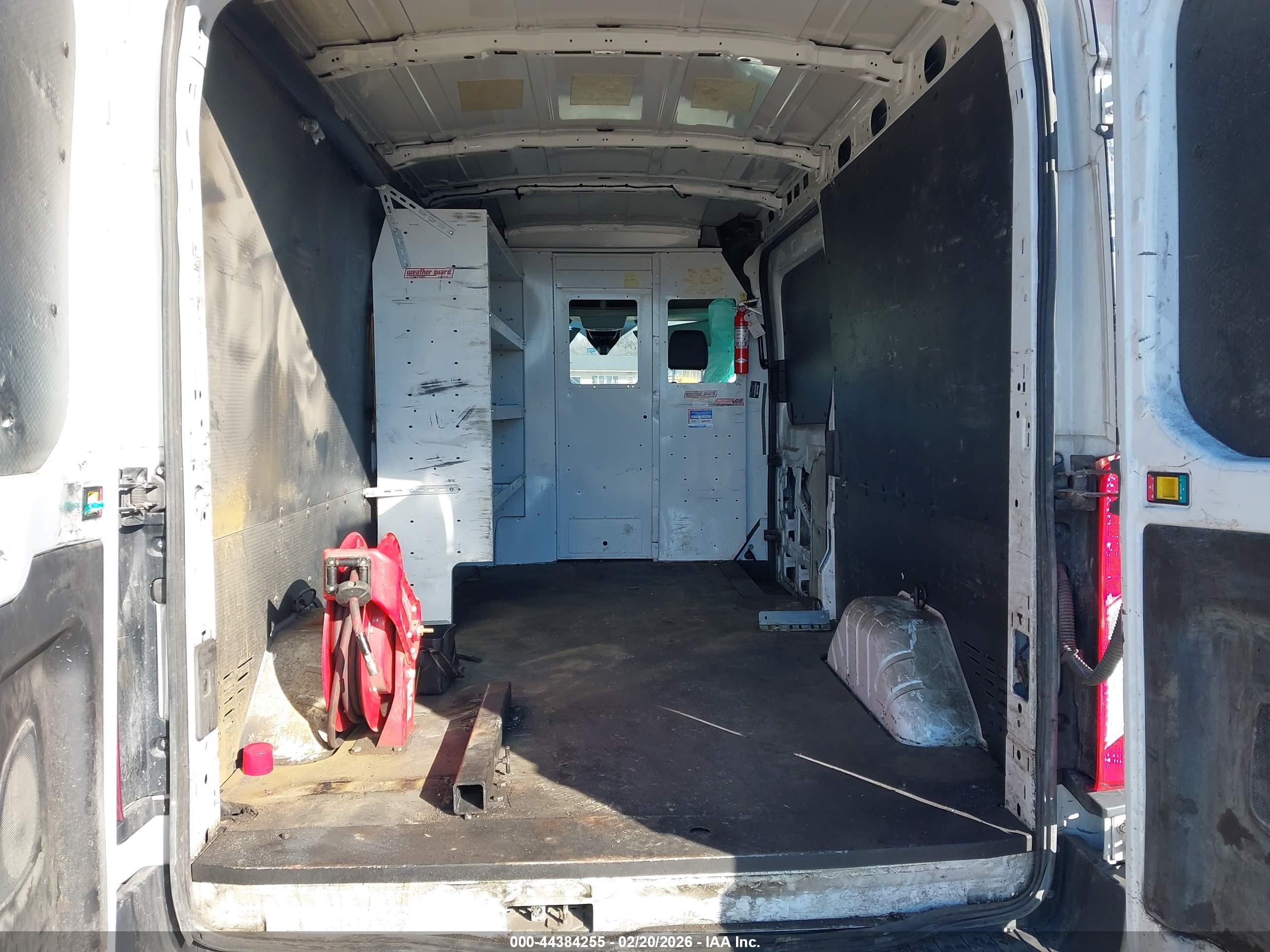 FORD TRANSIT-350 image 8