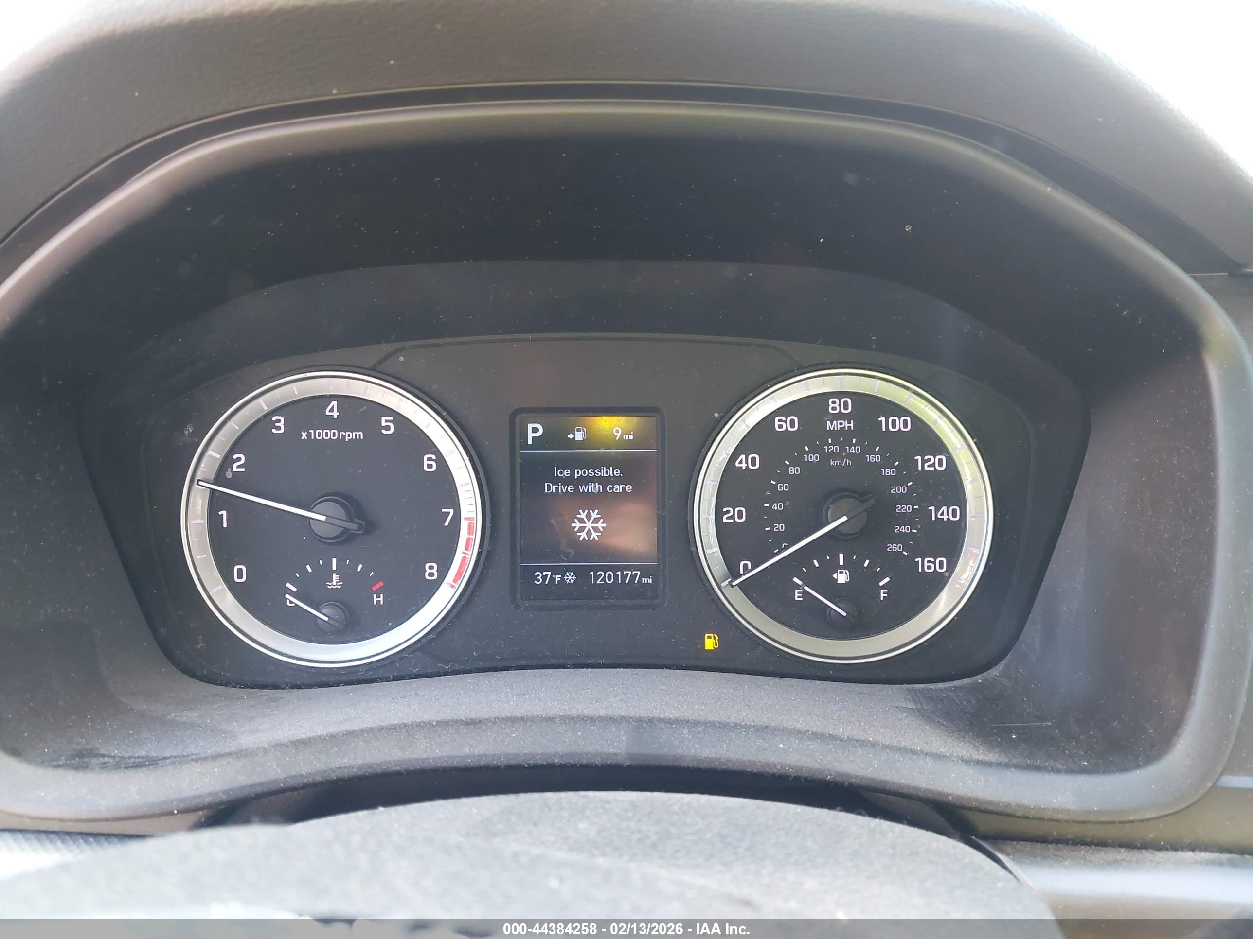 HYUNDAI SONATA image 7
