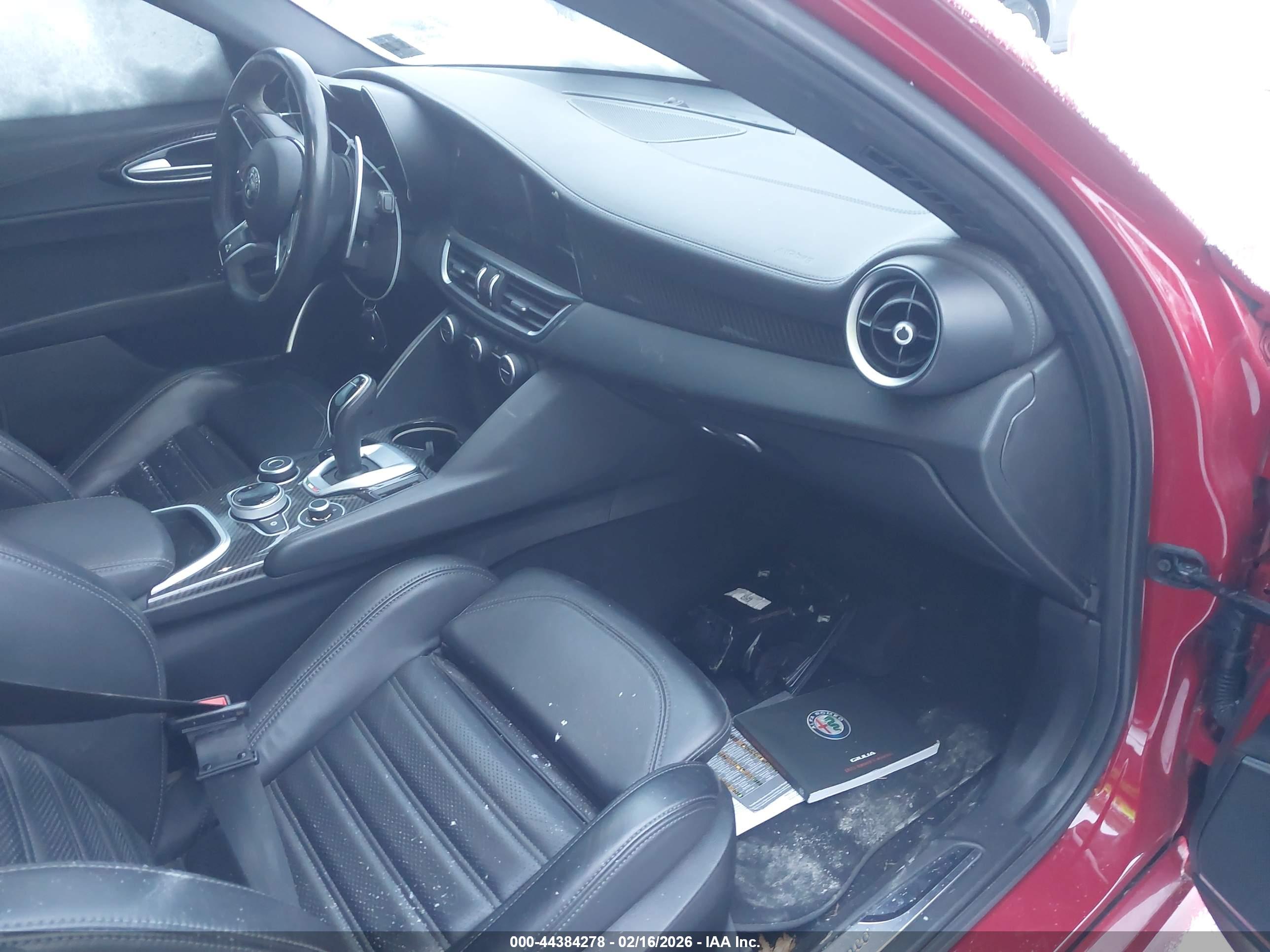 ALFA ROMEO image 5