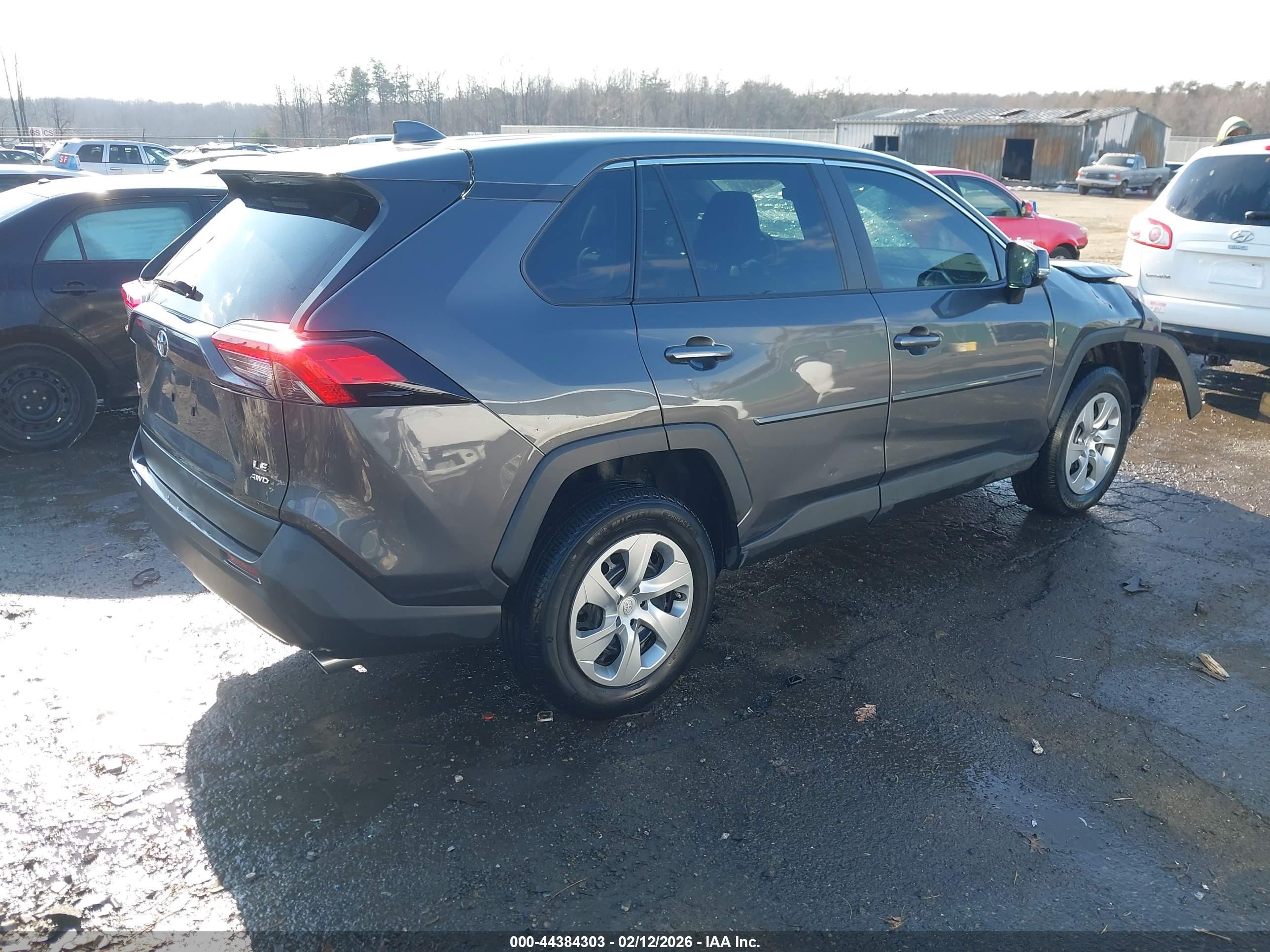 TOYOTA RAV4 image 4
