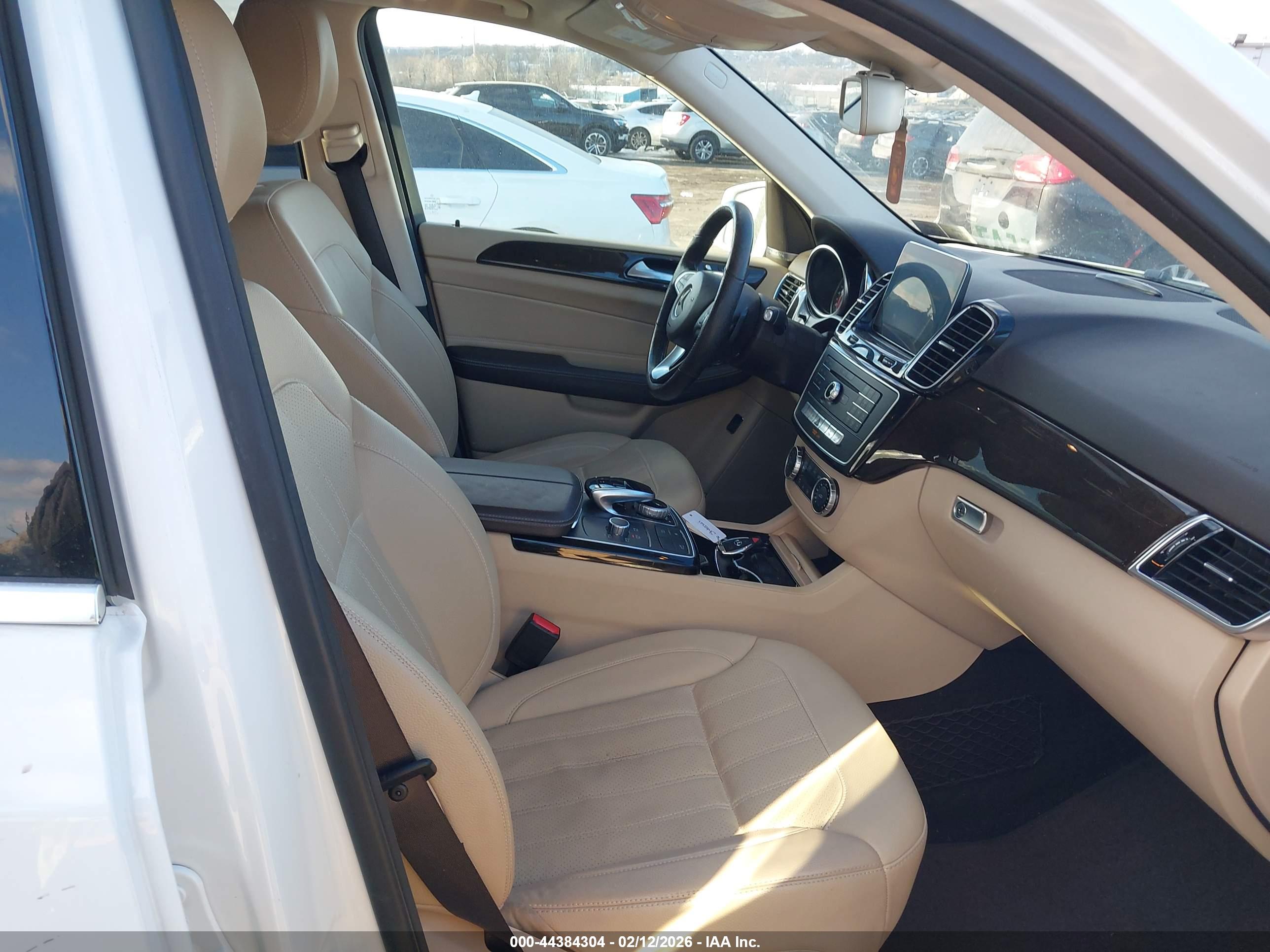 MERCEDES-BENZ GLE image 5