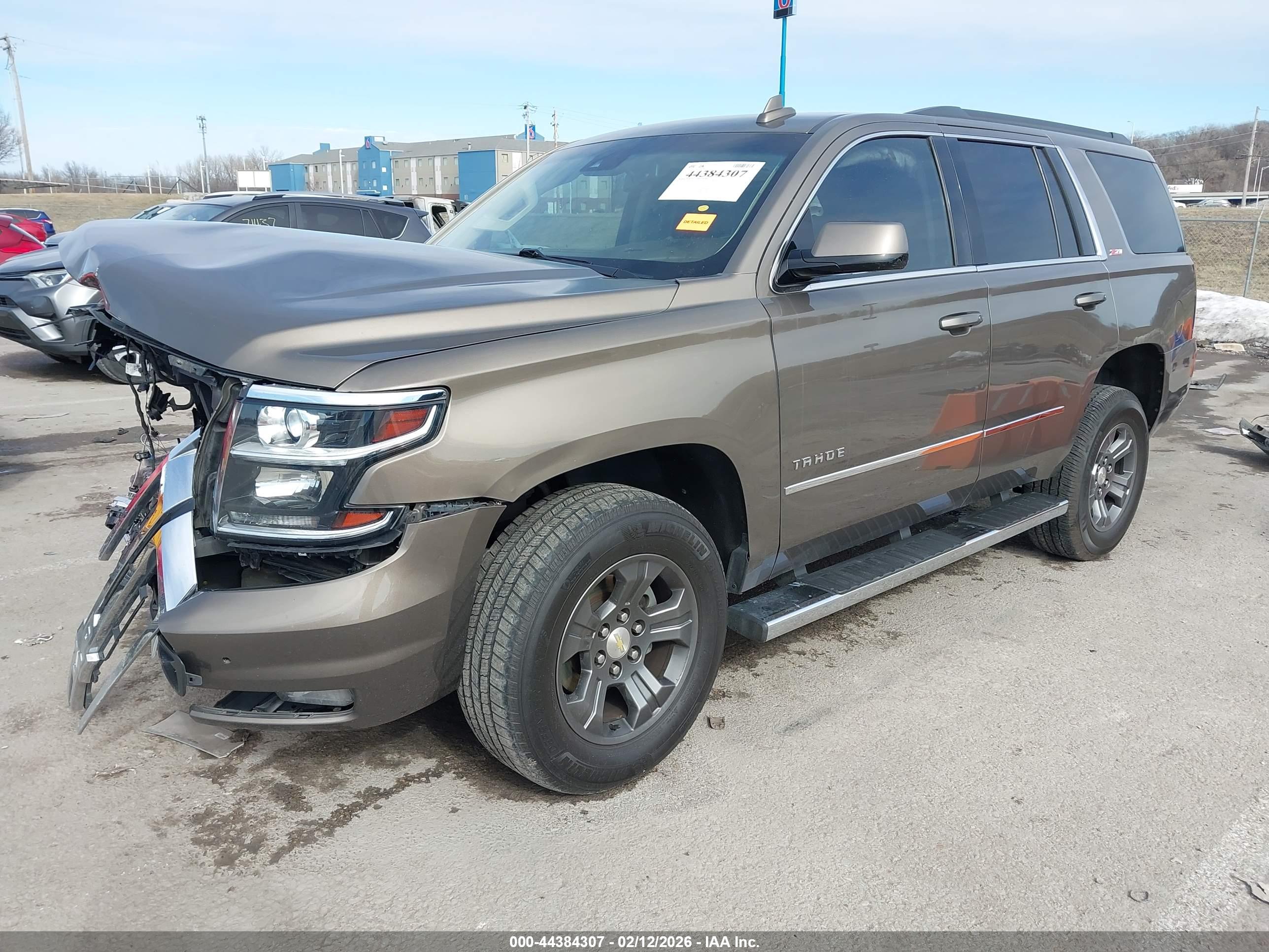 CHEVROLET TAHOE image 2