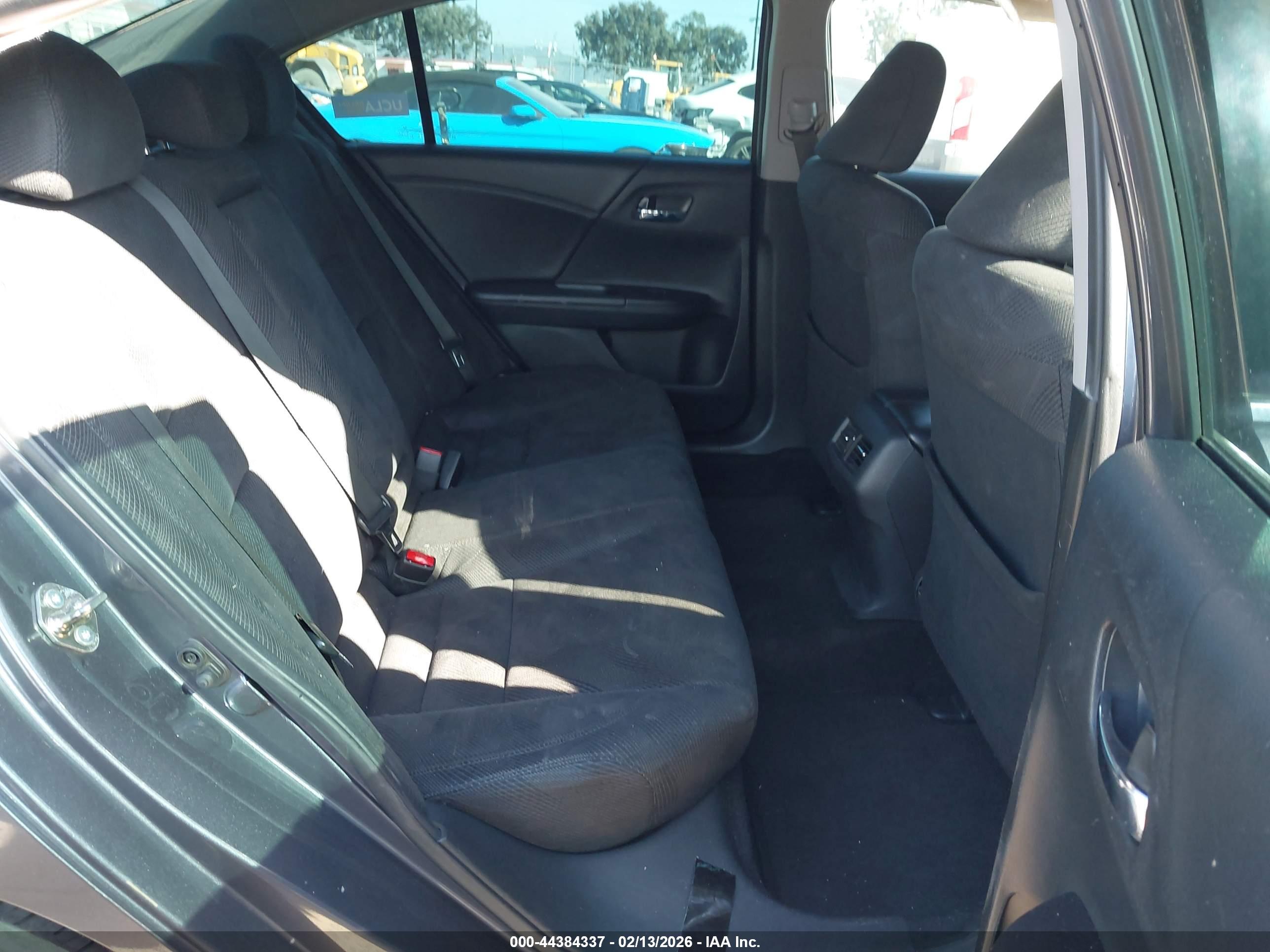 HONDA ACCORD image 8