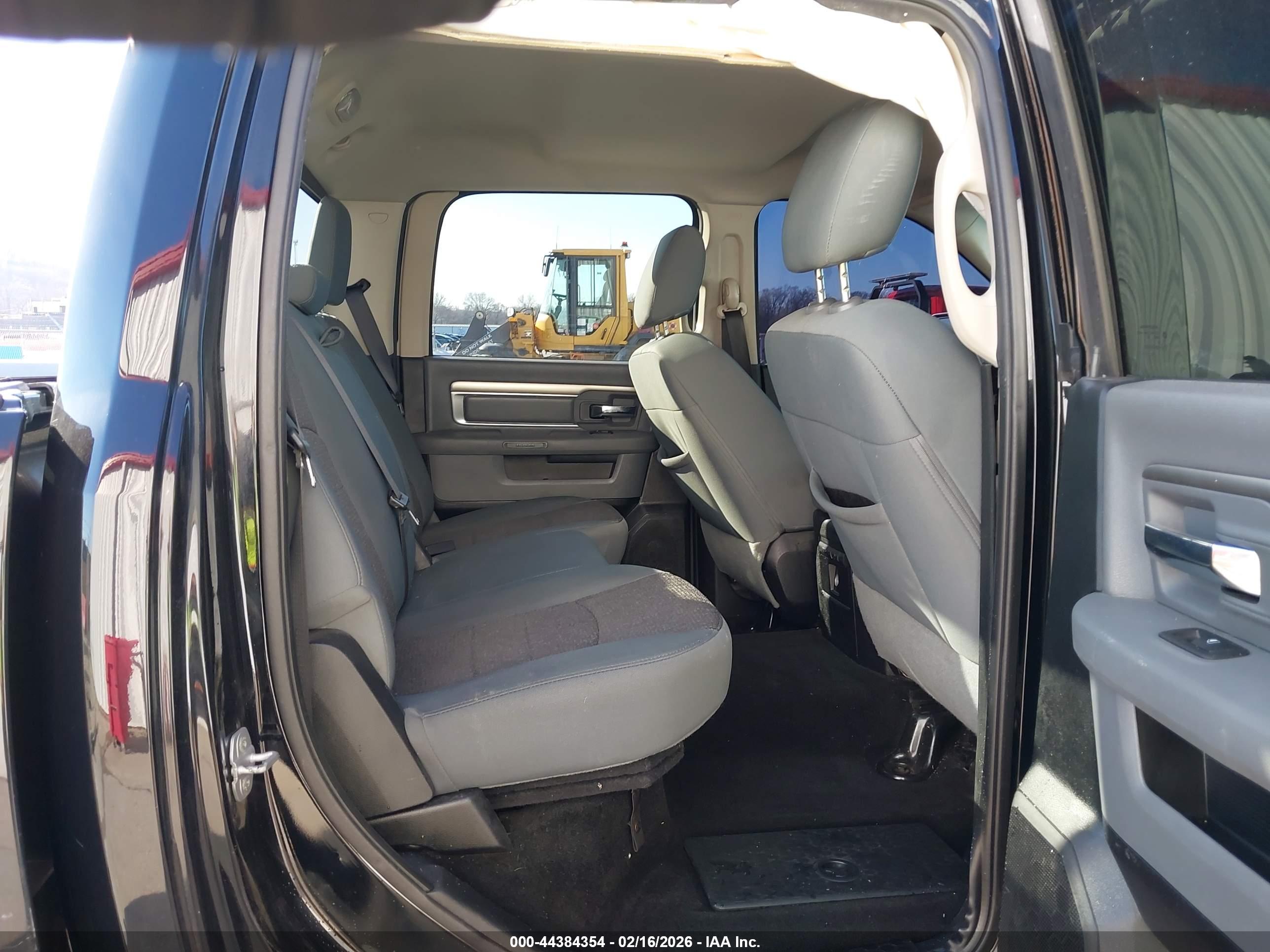 RAM 1500 image 8