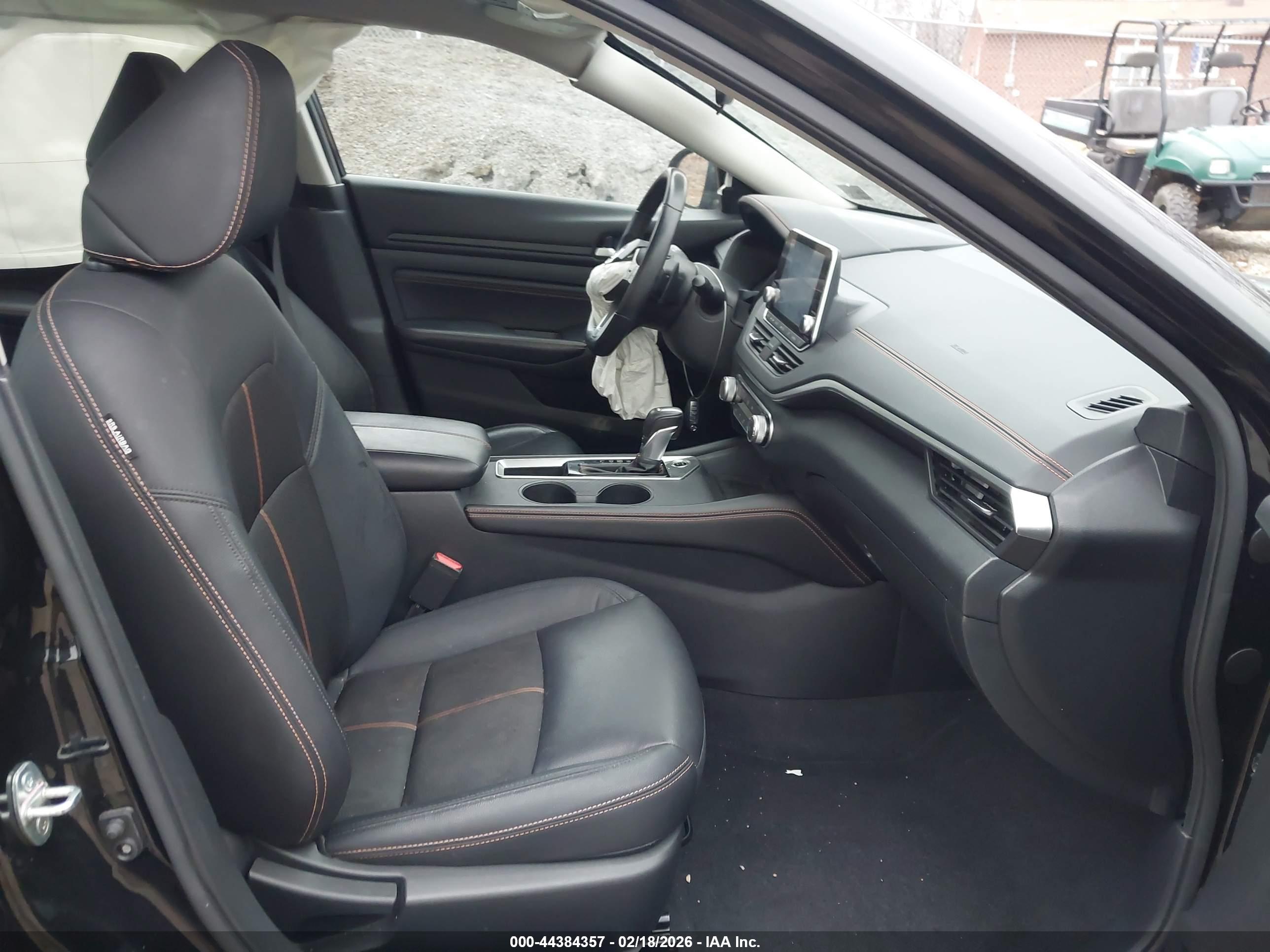 NISSAN ALTIMA image 5