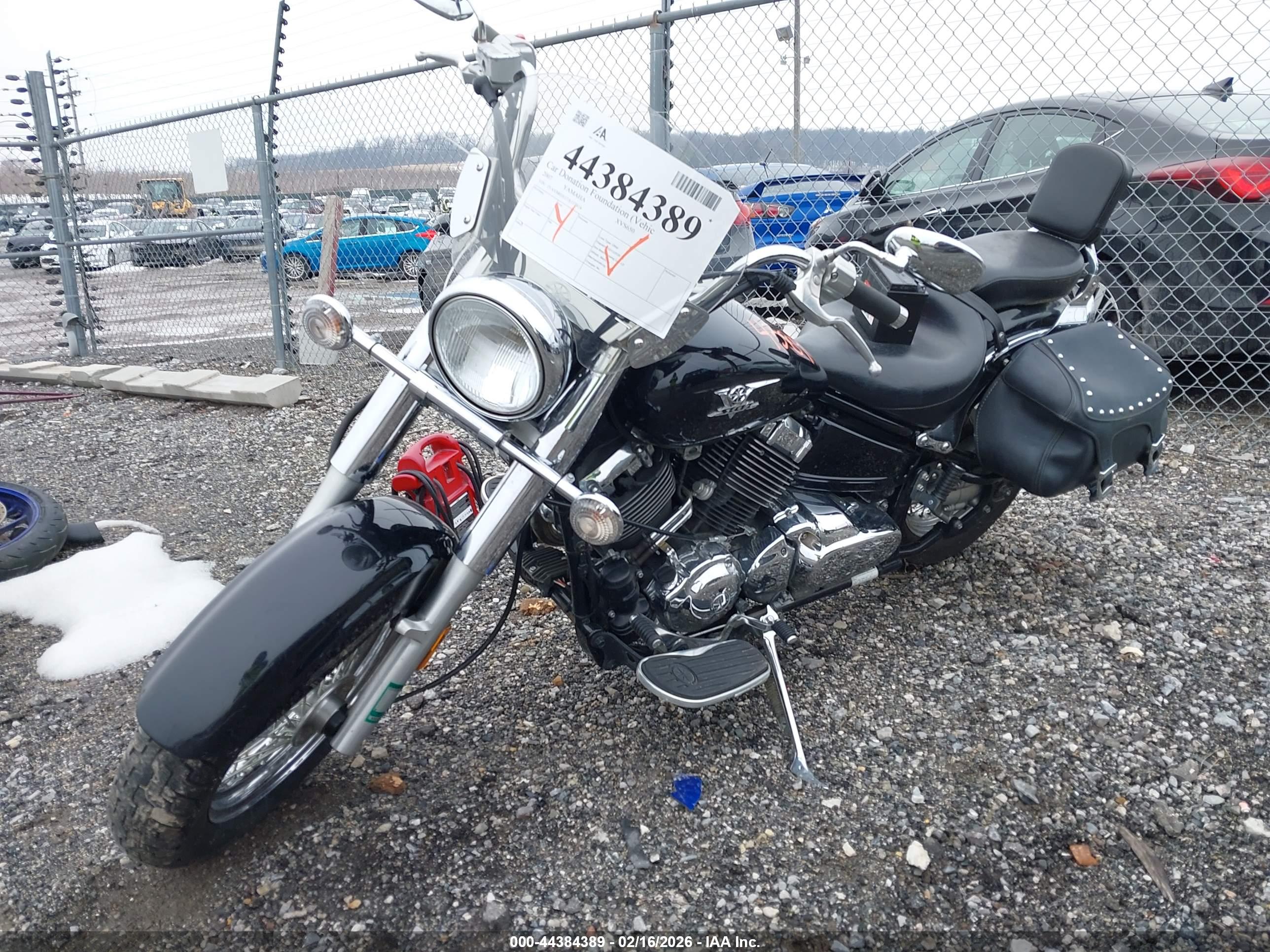 YAMAHA XVS650 image 2