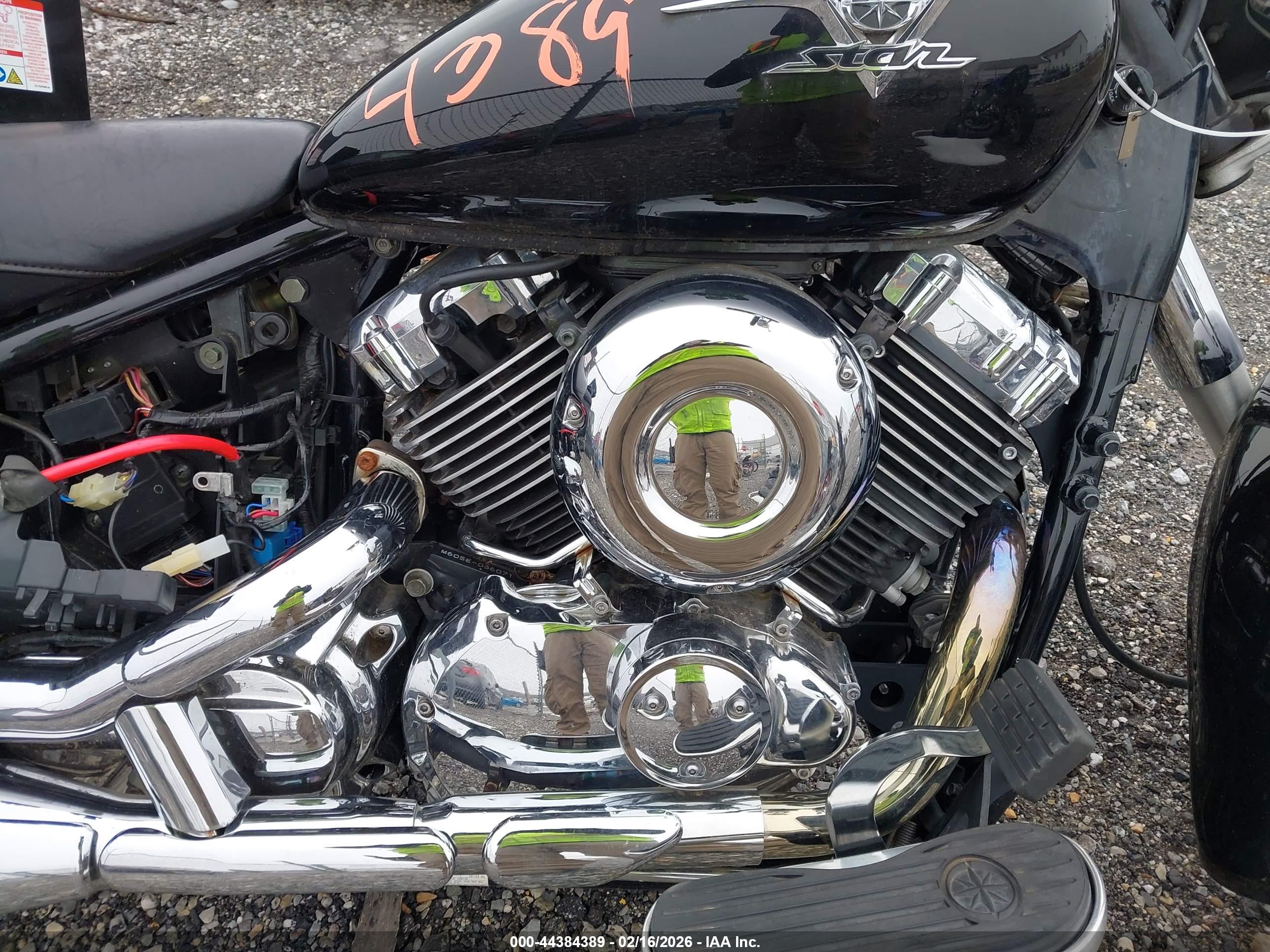 YAMAHA XVS650 image 8