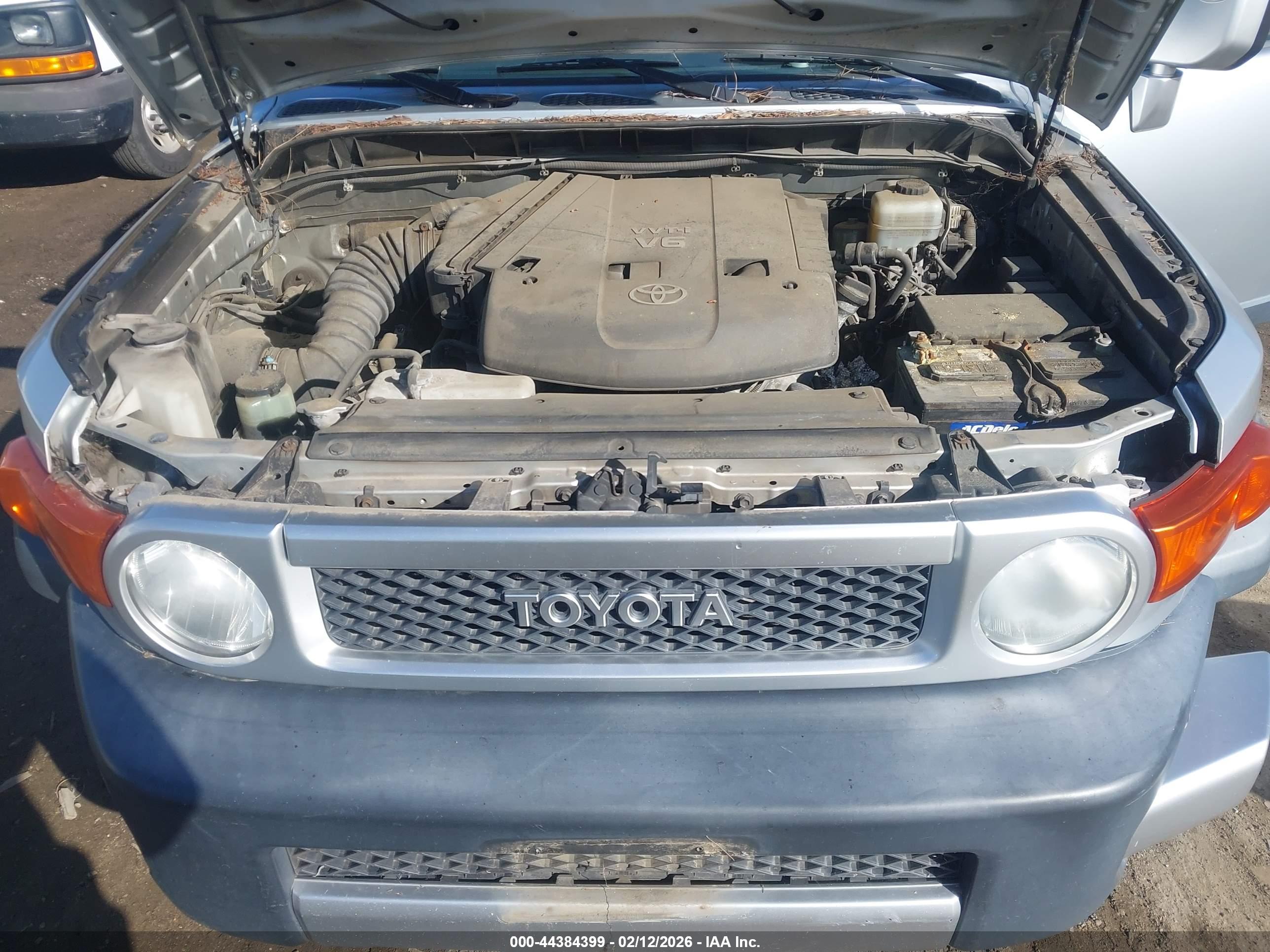TOYOTA FJ image 10