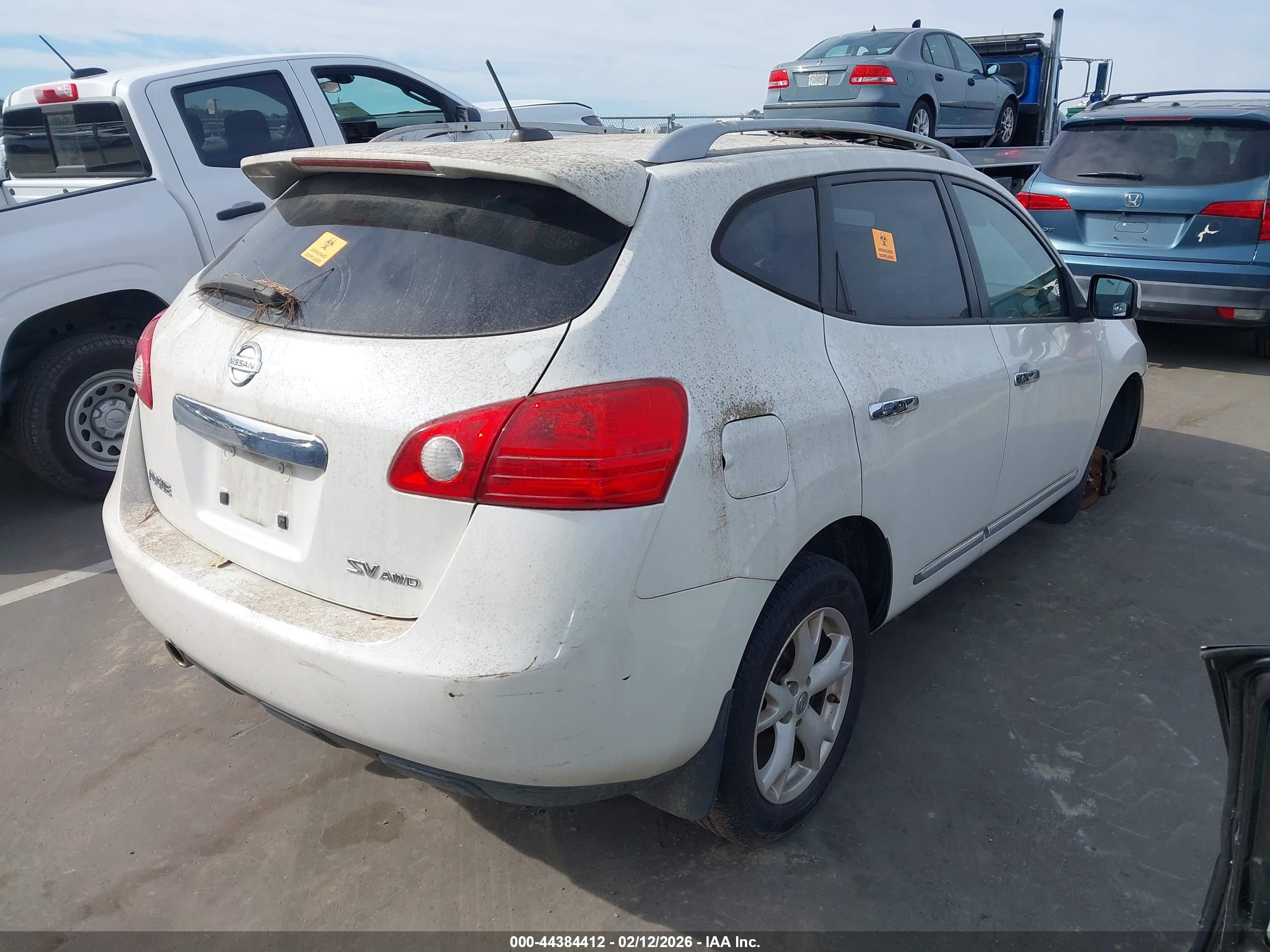 NISSAN ROGUE image 4