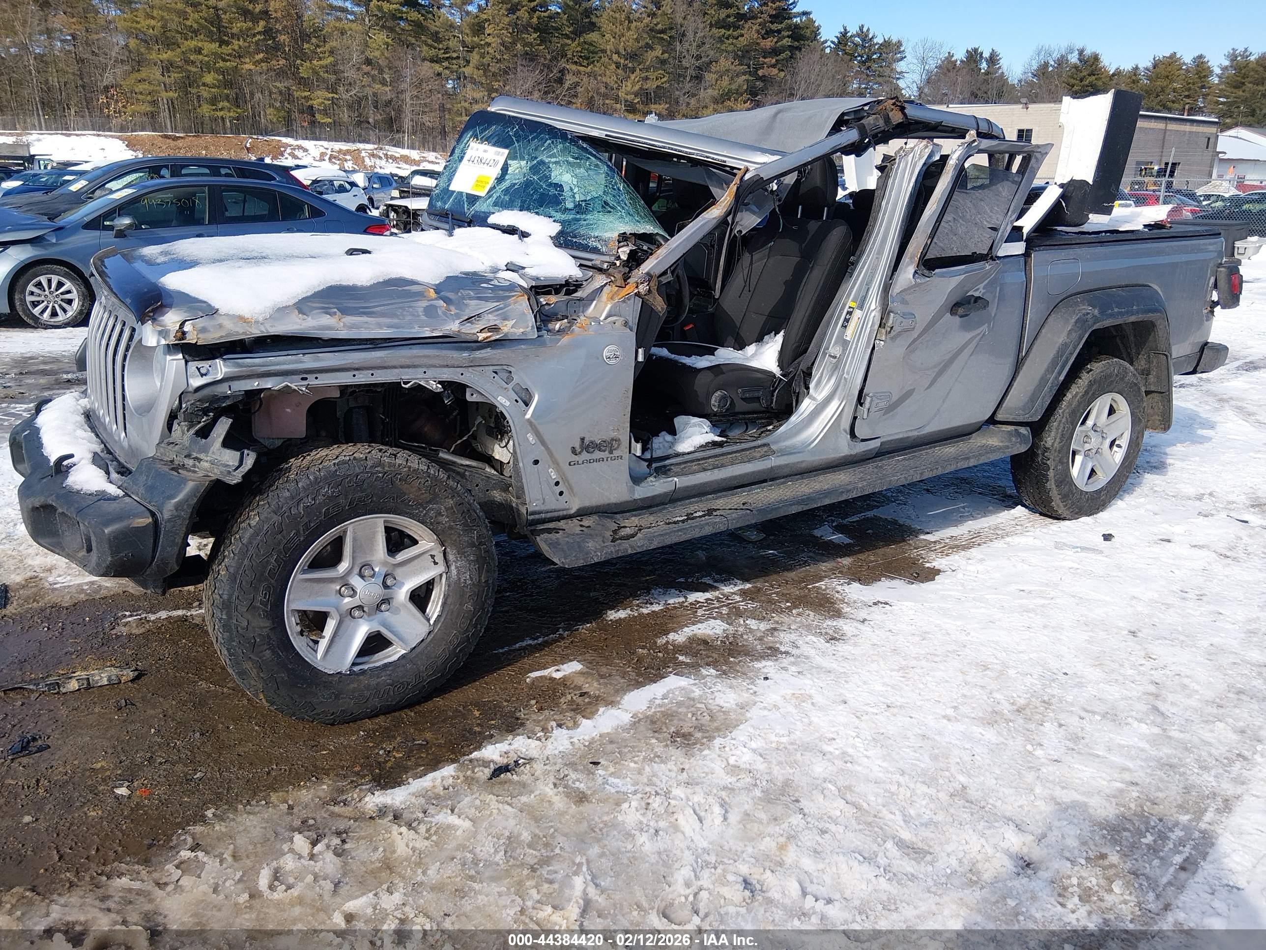 JEEP GLADIATOR image 2