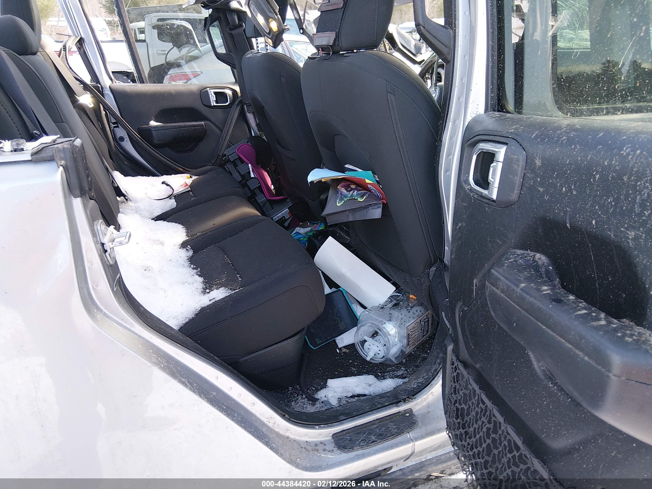 JEEP GLADIATOR image 8