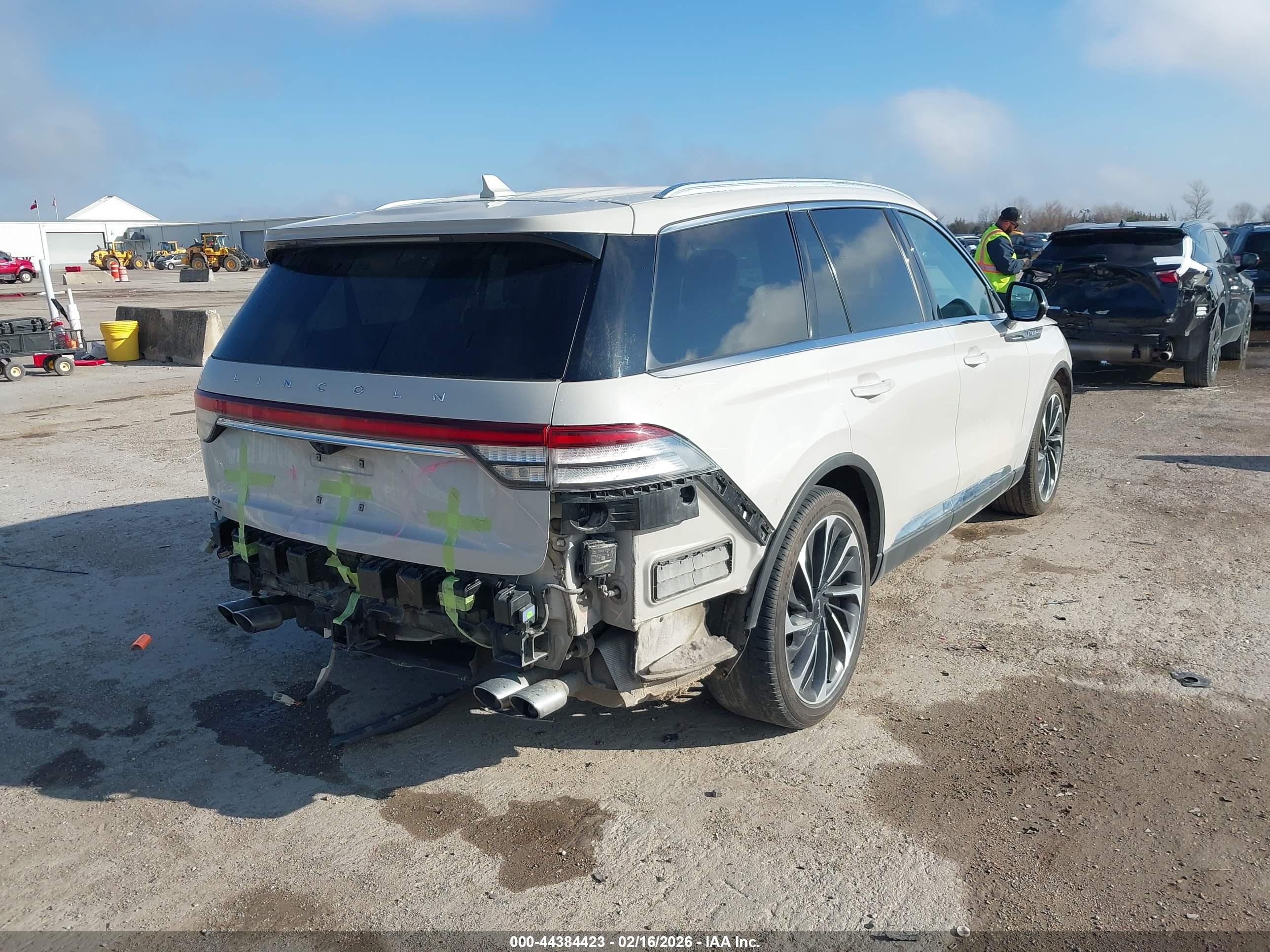 LINCOLN AVIATOR image 4