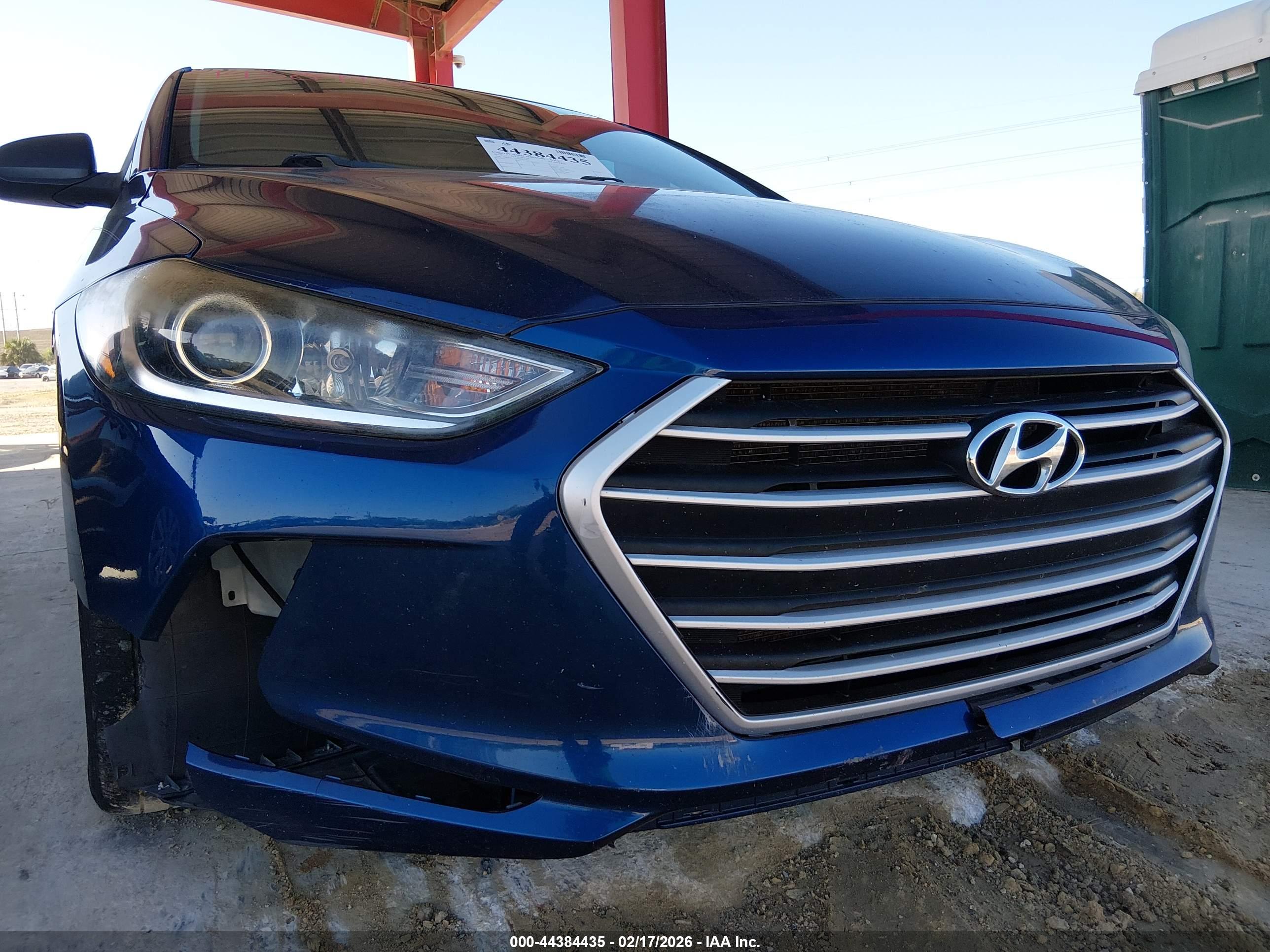 HYUNDAI ELANTRA image 6