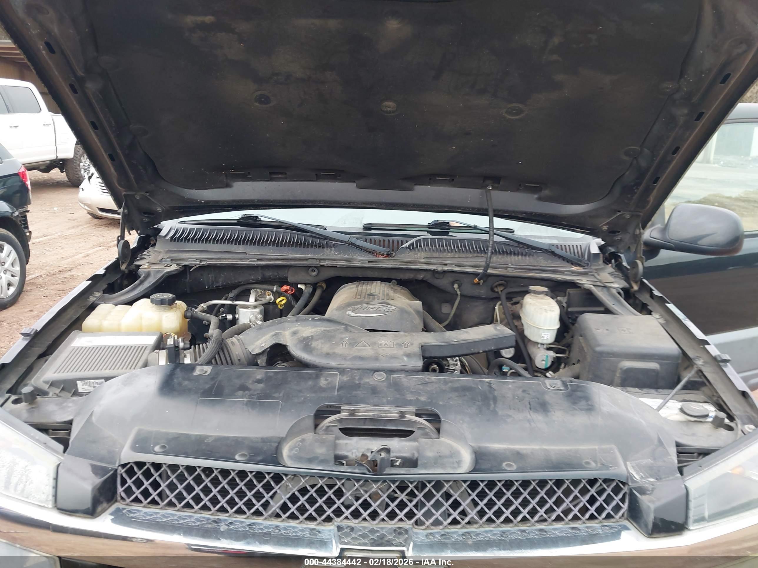 CHEVROLET AVALANCHE image 10
