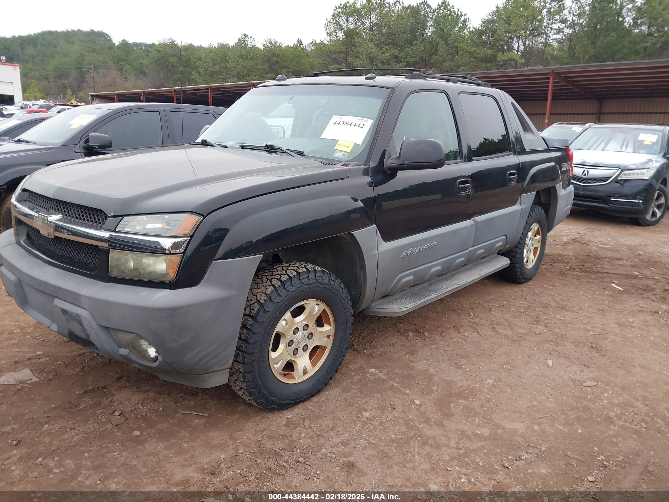 CHEVROLET AVALANCHE image 2