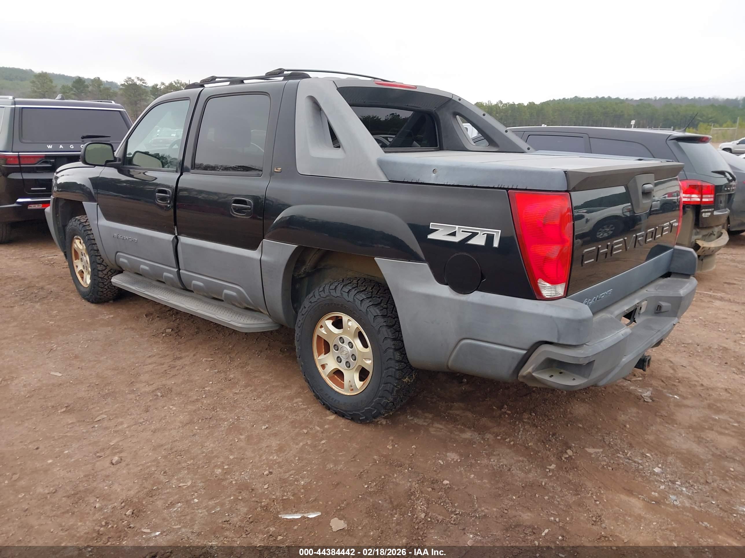 CHEVROLET AVALANCHE image 3