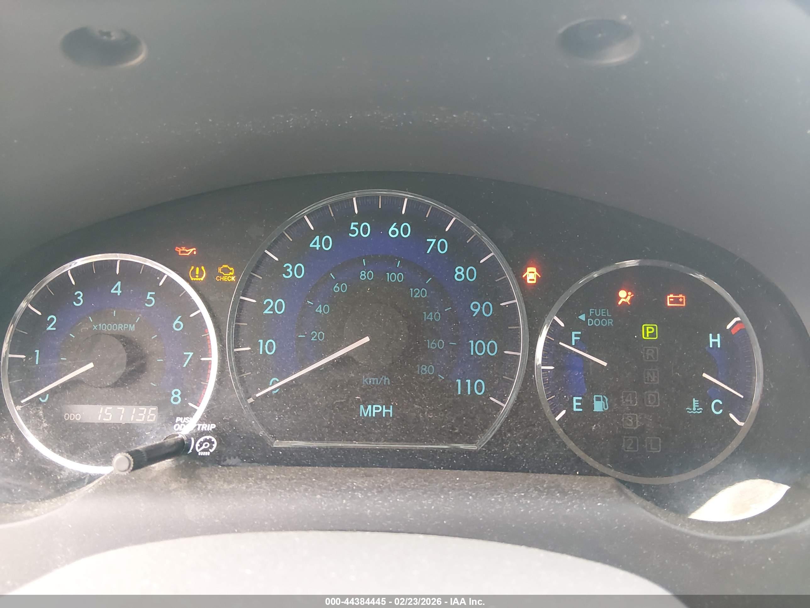TOYOTA SIENNA image 7