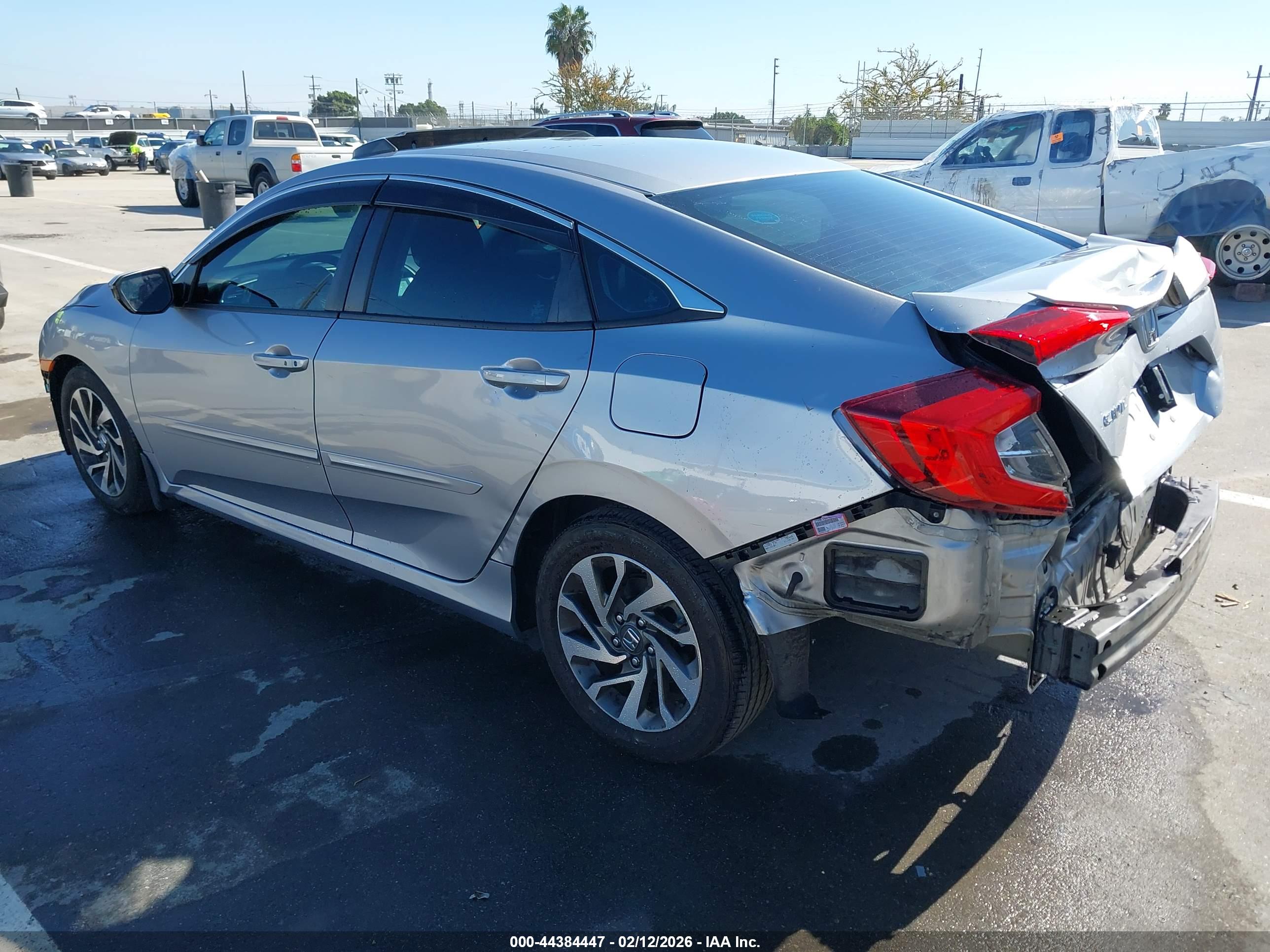 HONDA CIVIC image 3