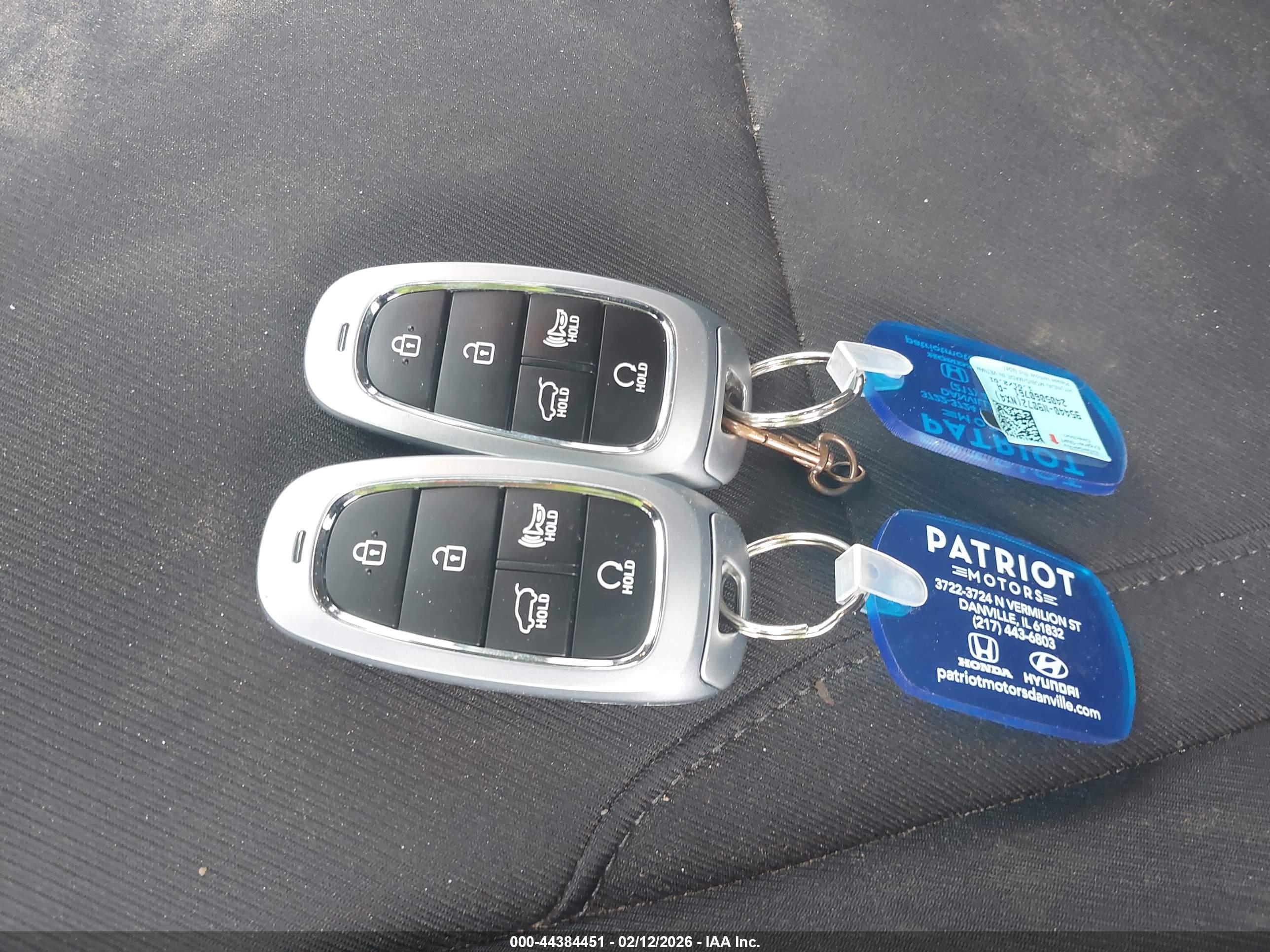 HYUNDAI TUCSON image 11