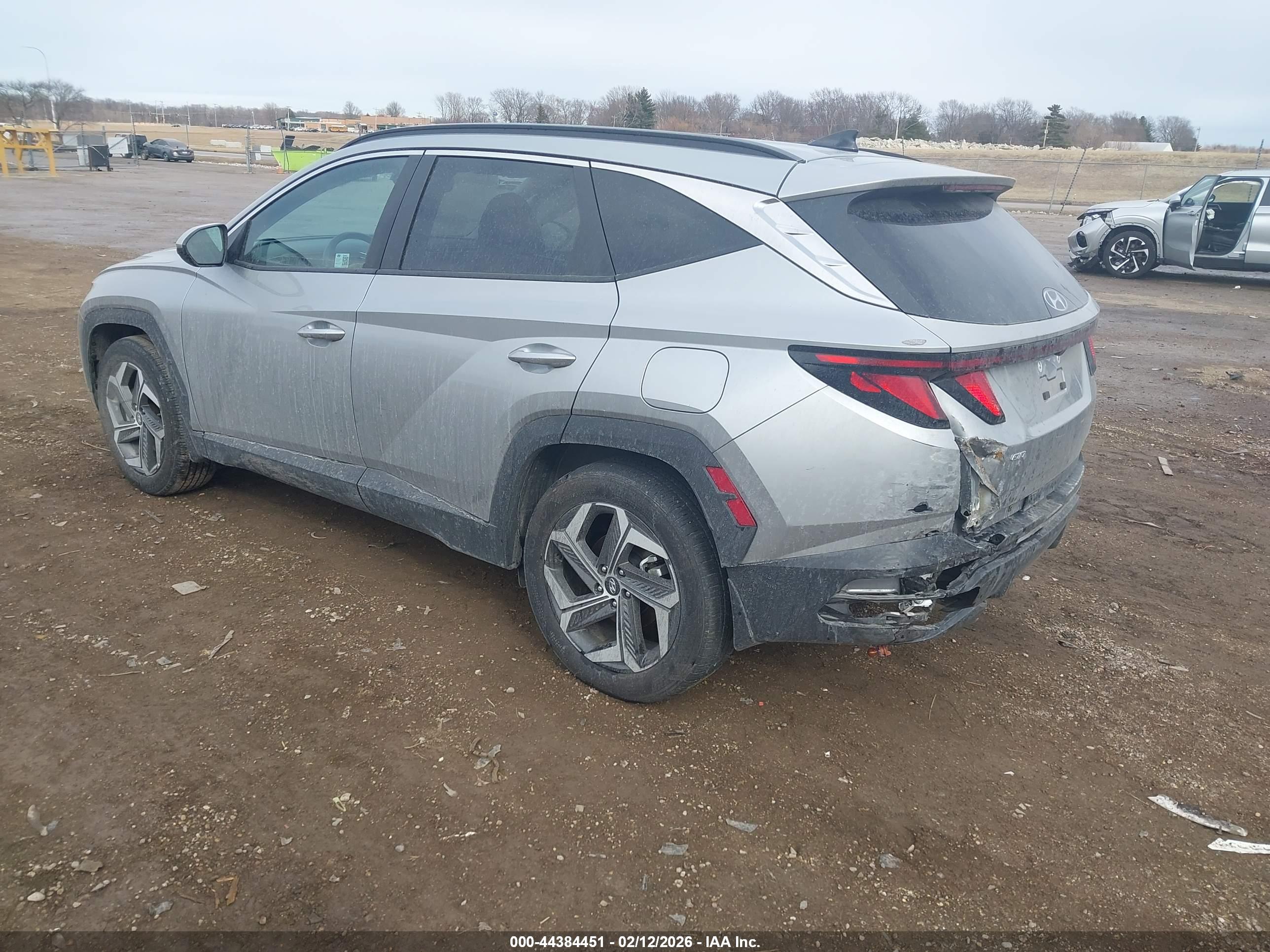 HYUNDAI TUCSON image 3