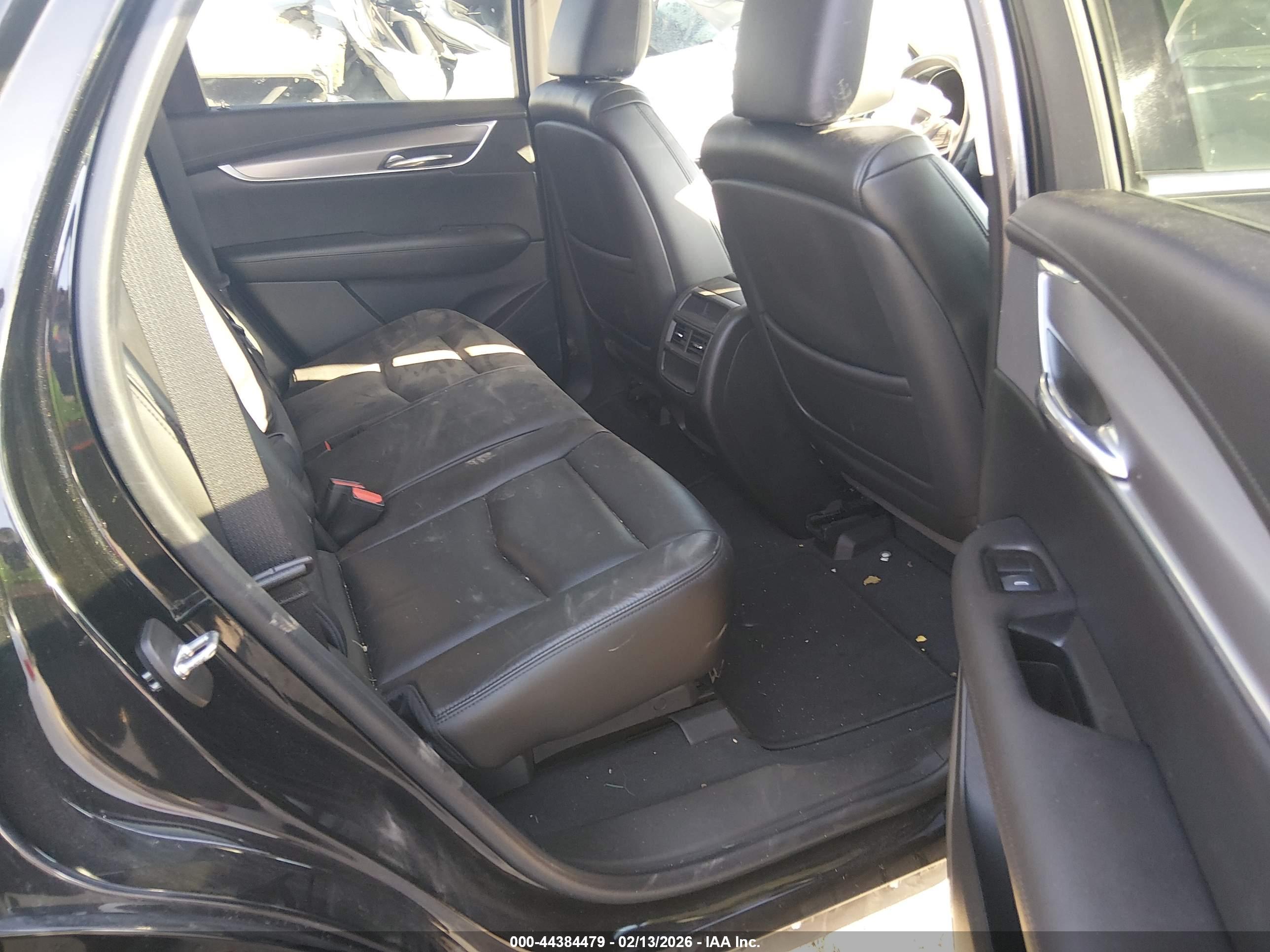 CADILLAC XT5 image 8