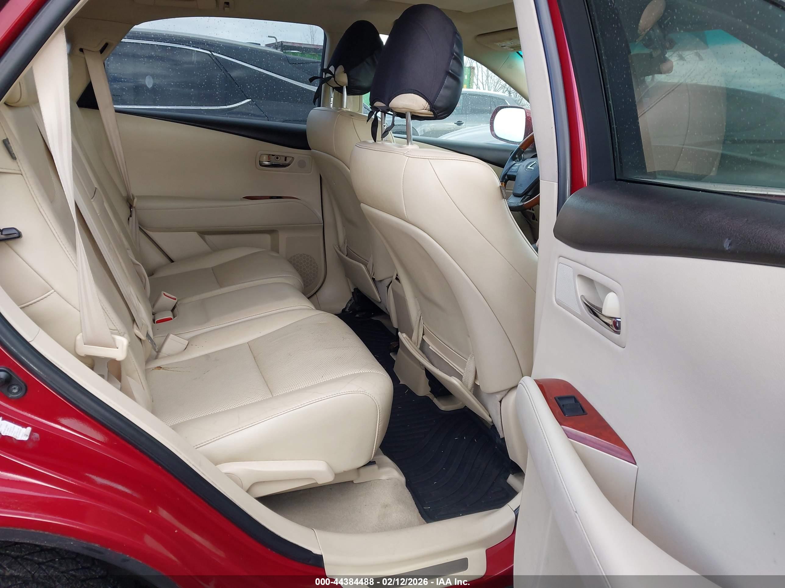 LEXUS RX image 8
