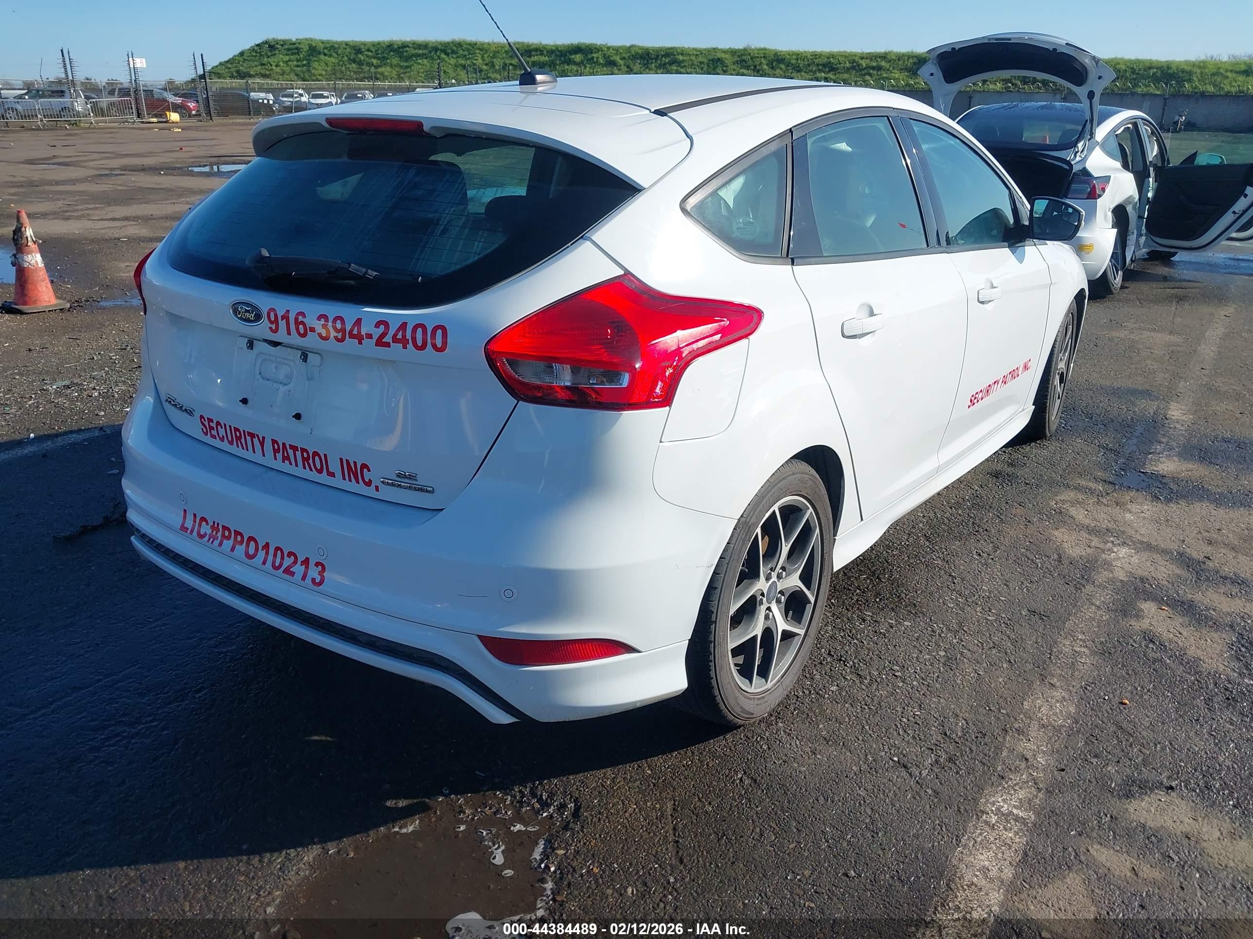 FORD FOCUS image 4