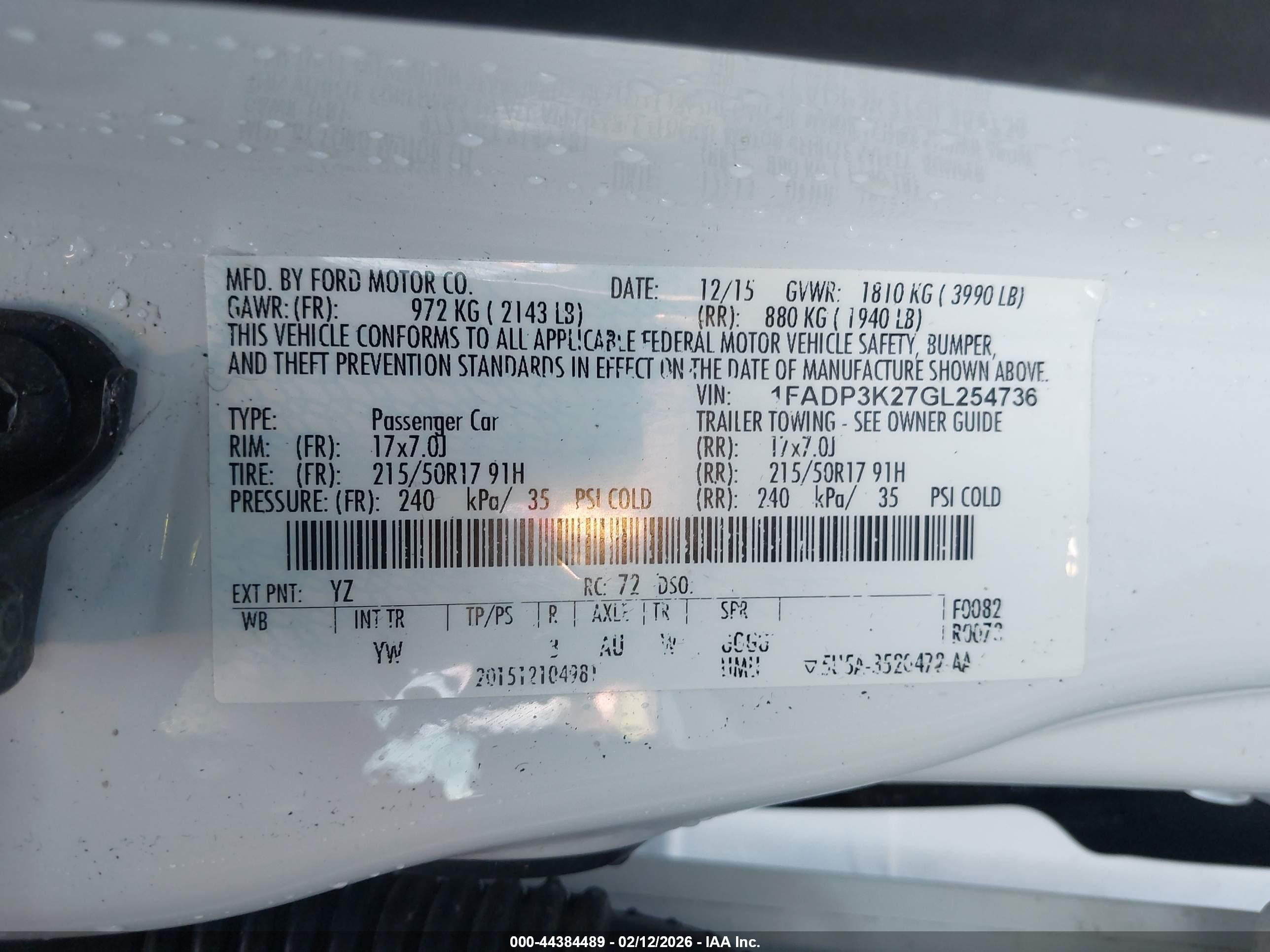 FORD FOCUS image 9