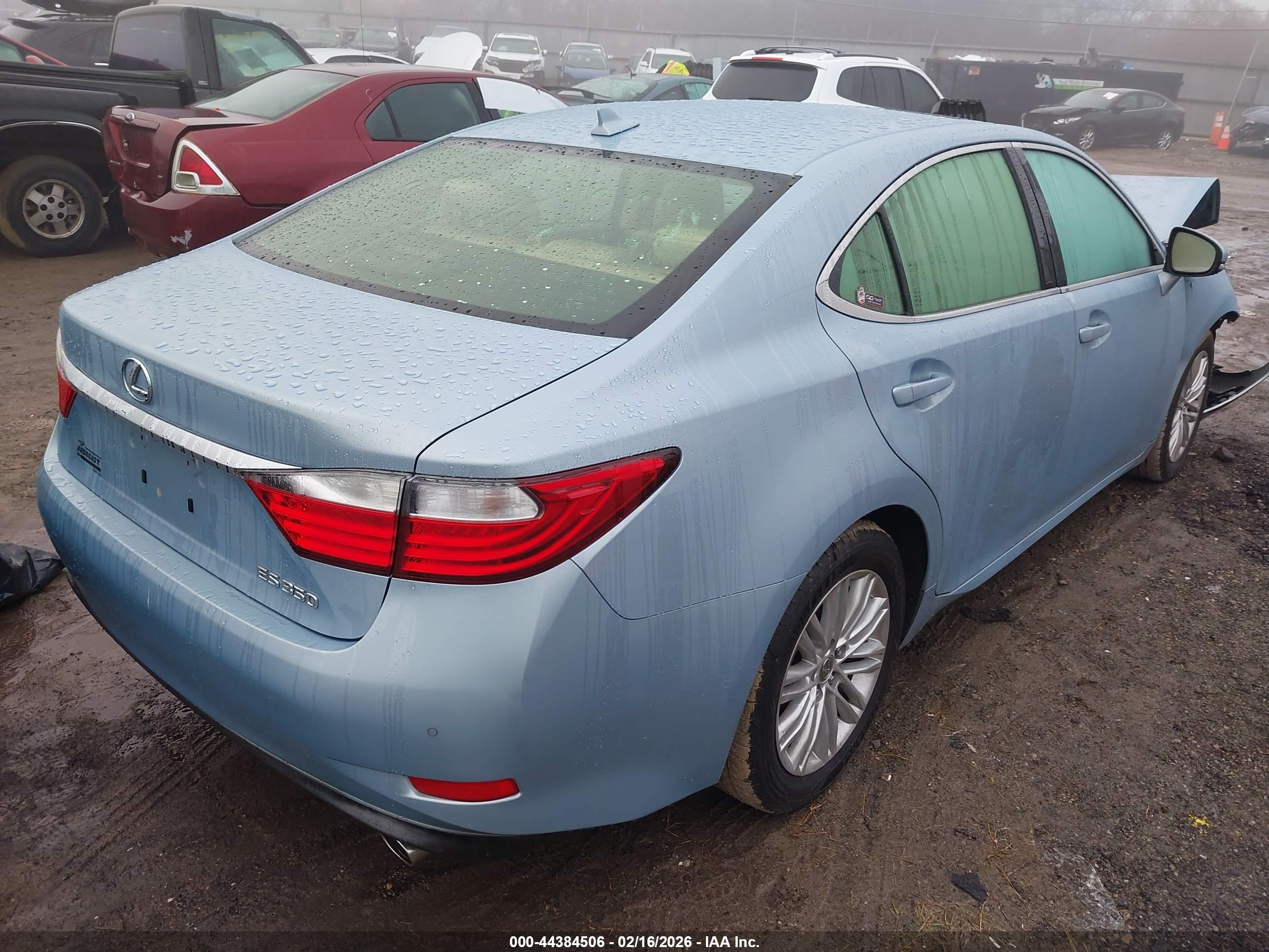 LEXUS ES image 4