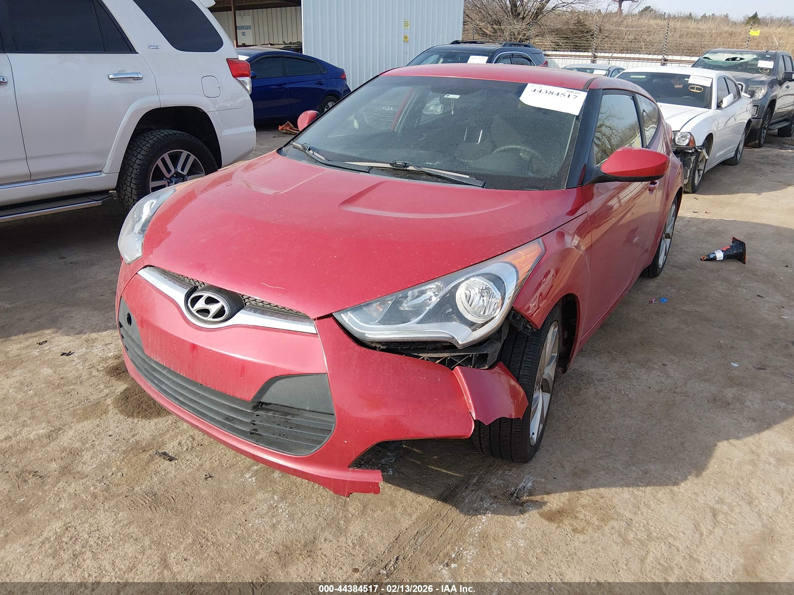 HYUNDAI VELOSTER image 2