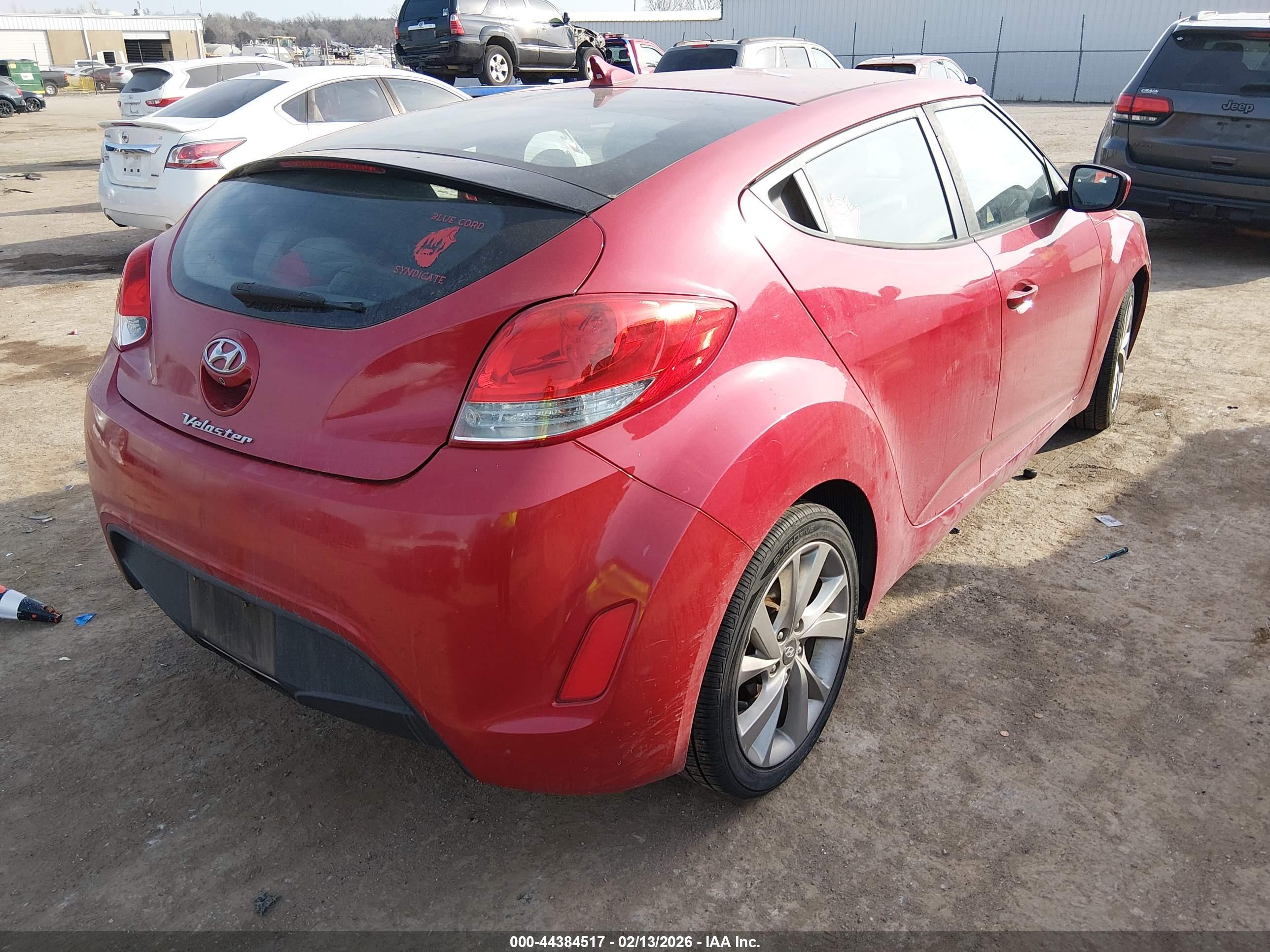 HYUNDAI VELOSTER image 4