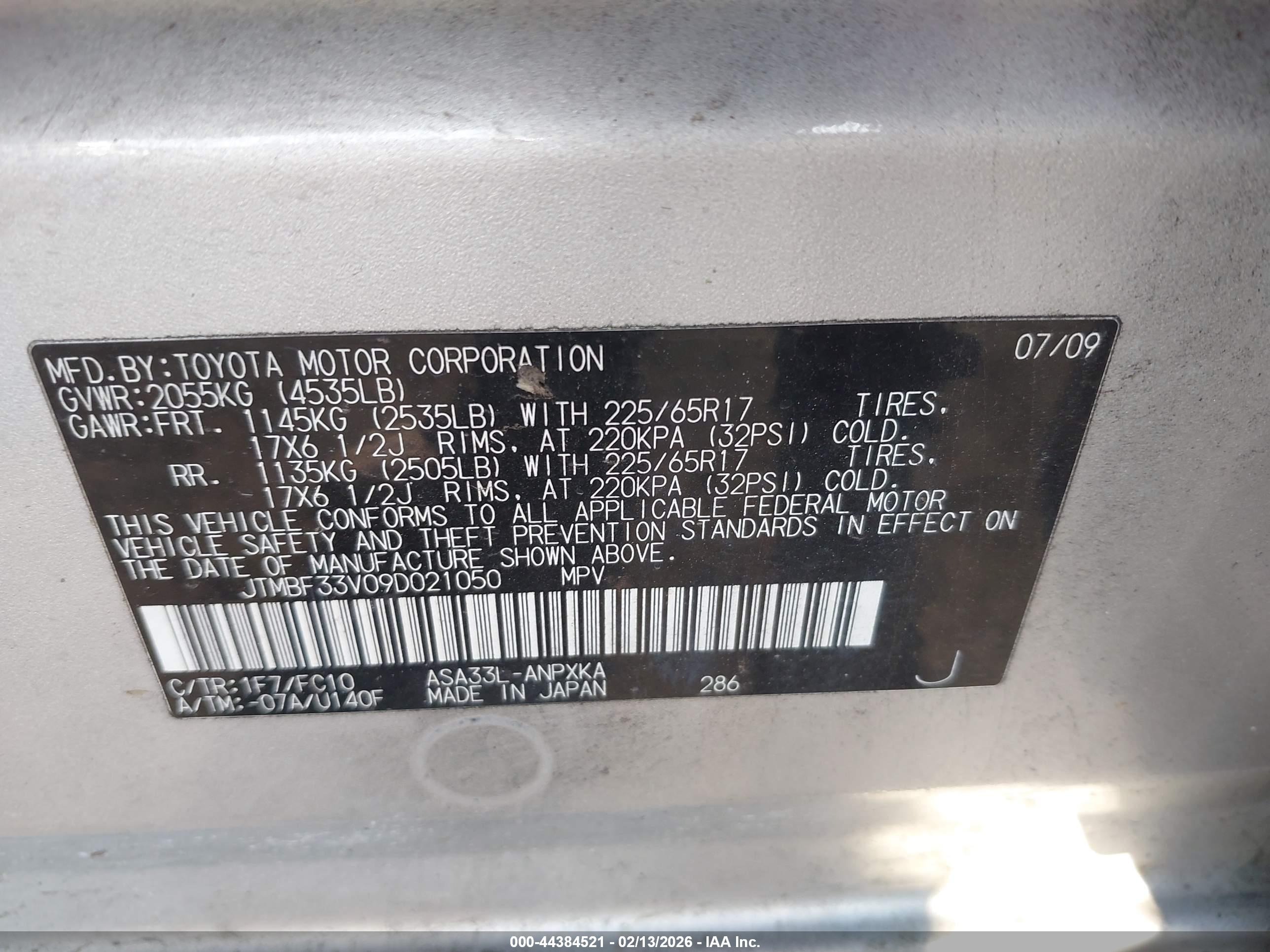 TOYOTA RAV4 image 9