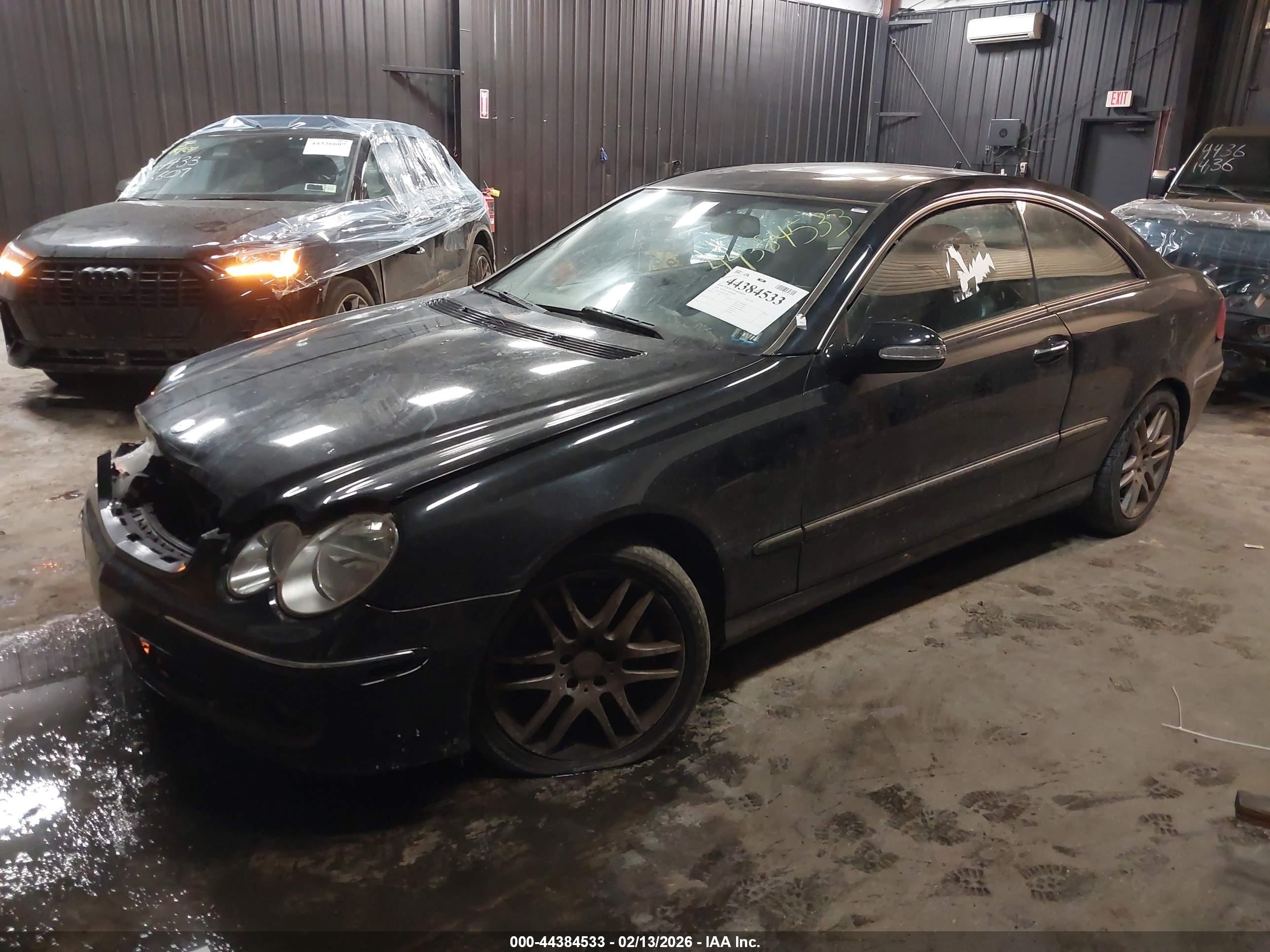 MERCEDES-BENZ CLK image 2
