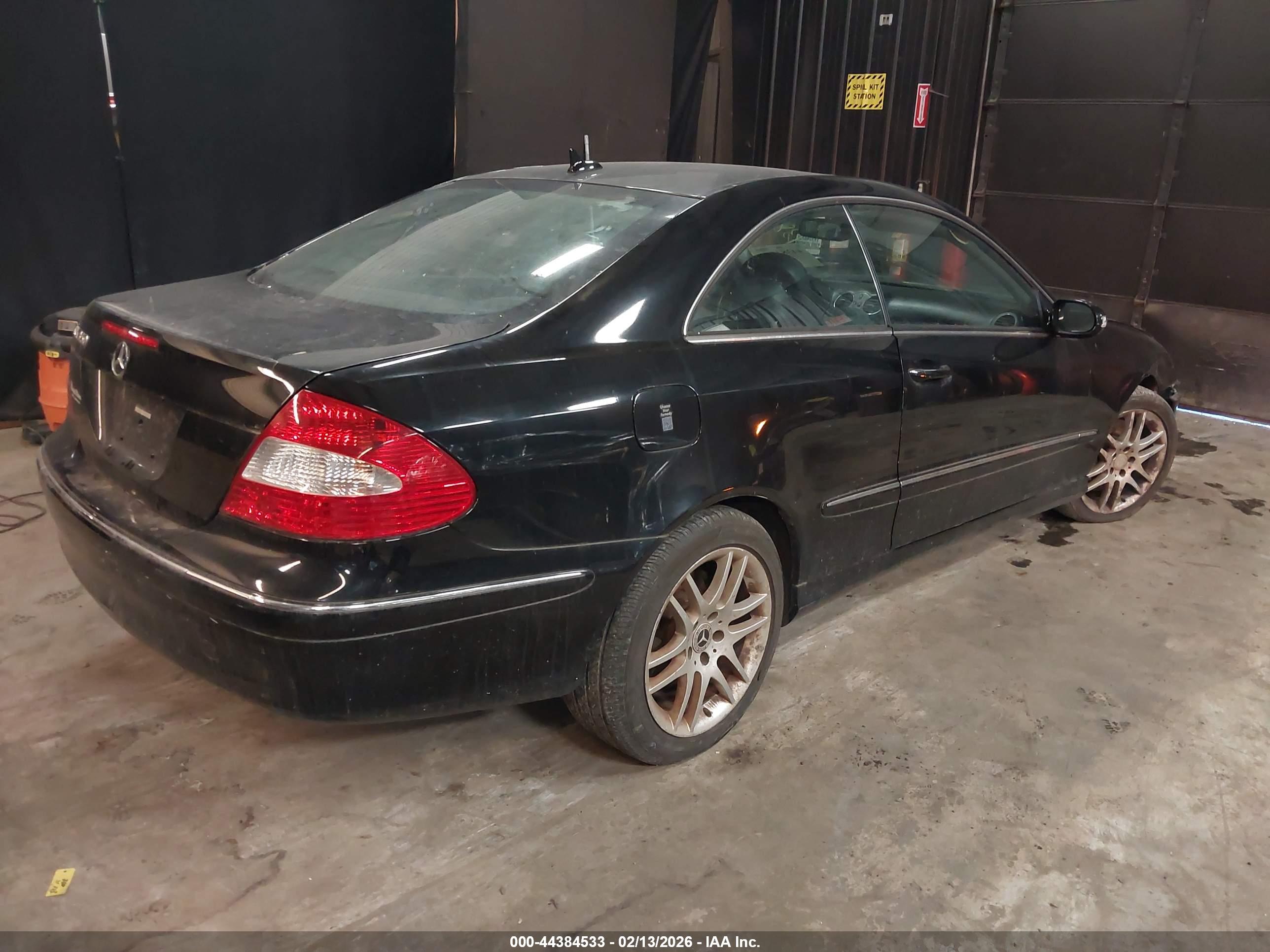 MERCEDES-BENZ CLK image 4