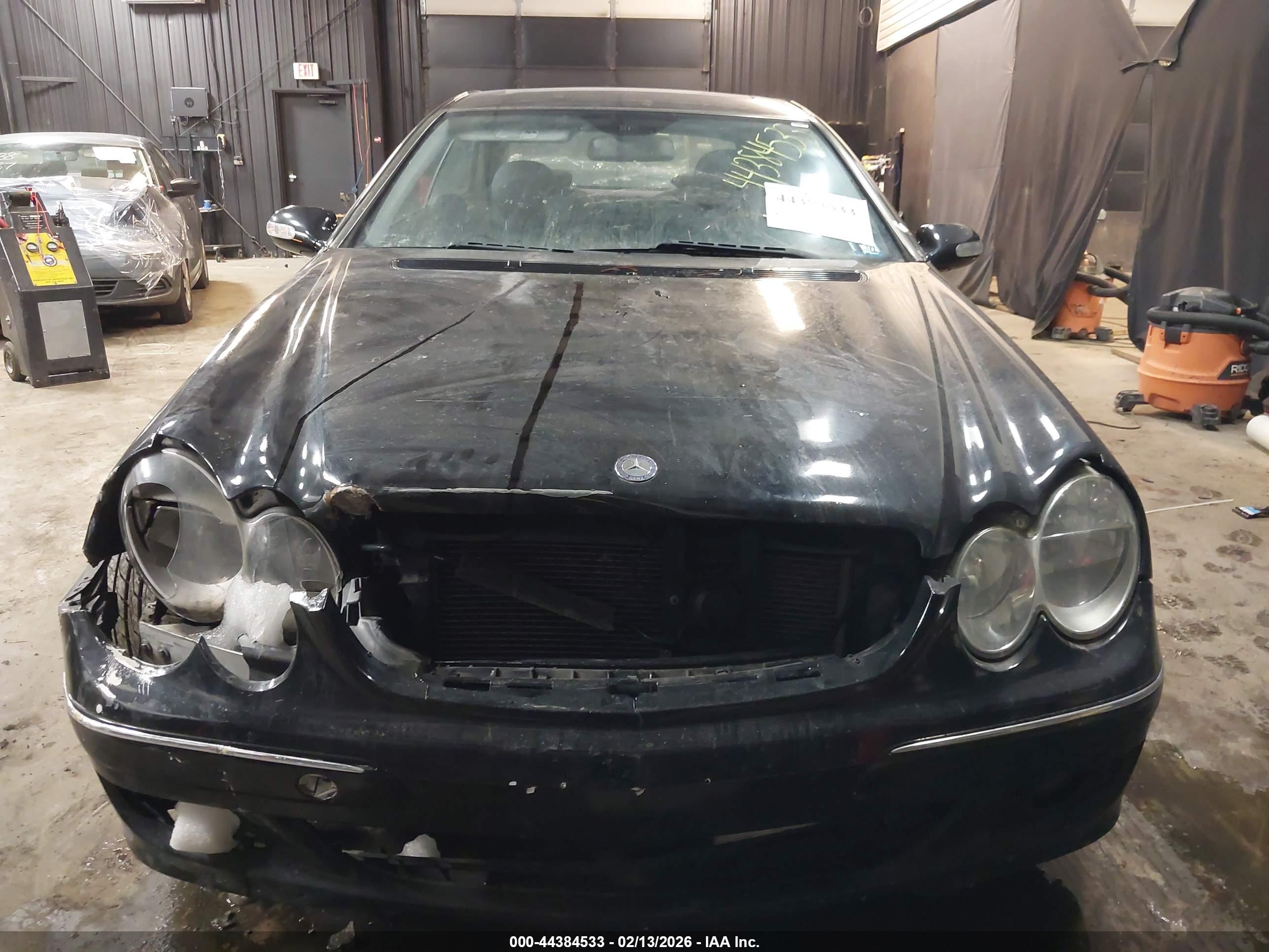 MERCEDES-BENZ CLK image 6