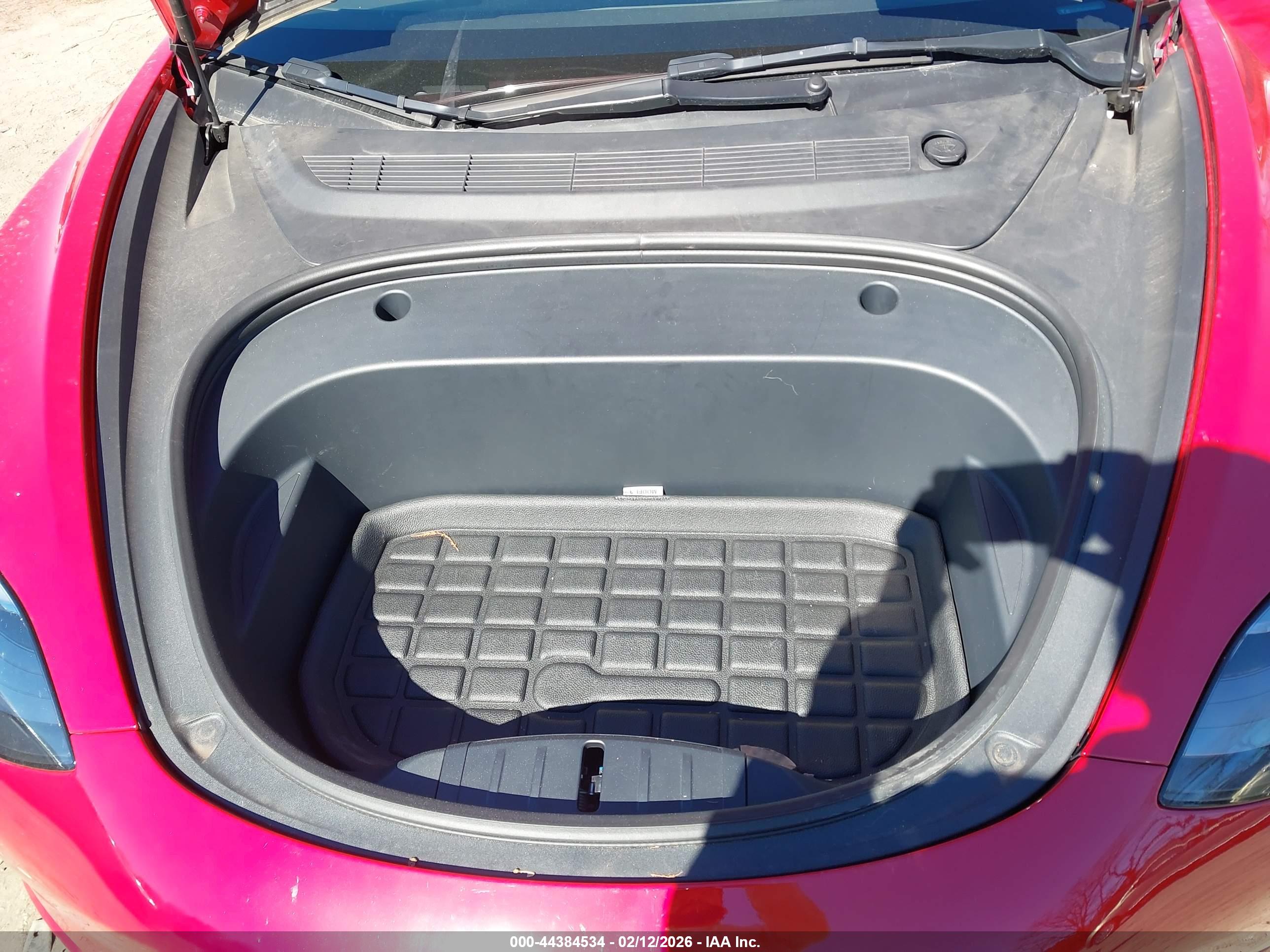 TESLA MODEL image 10