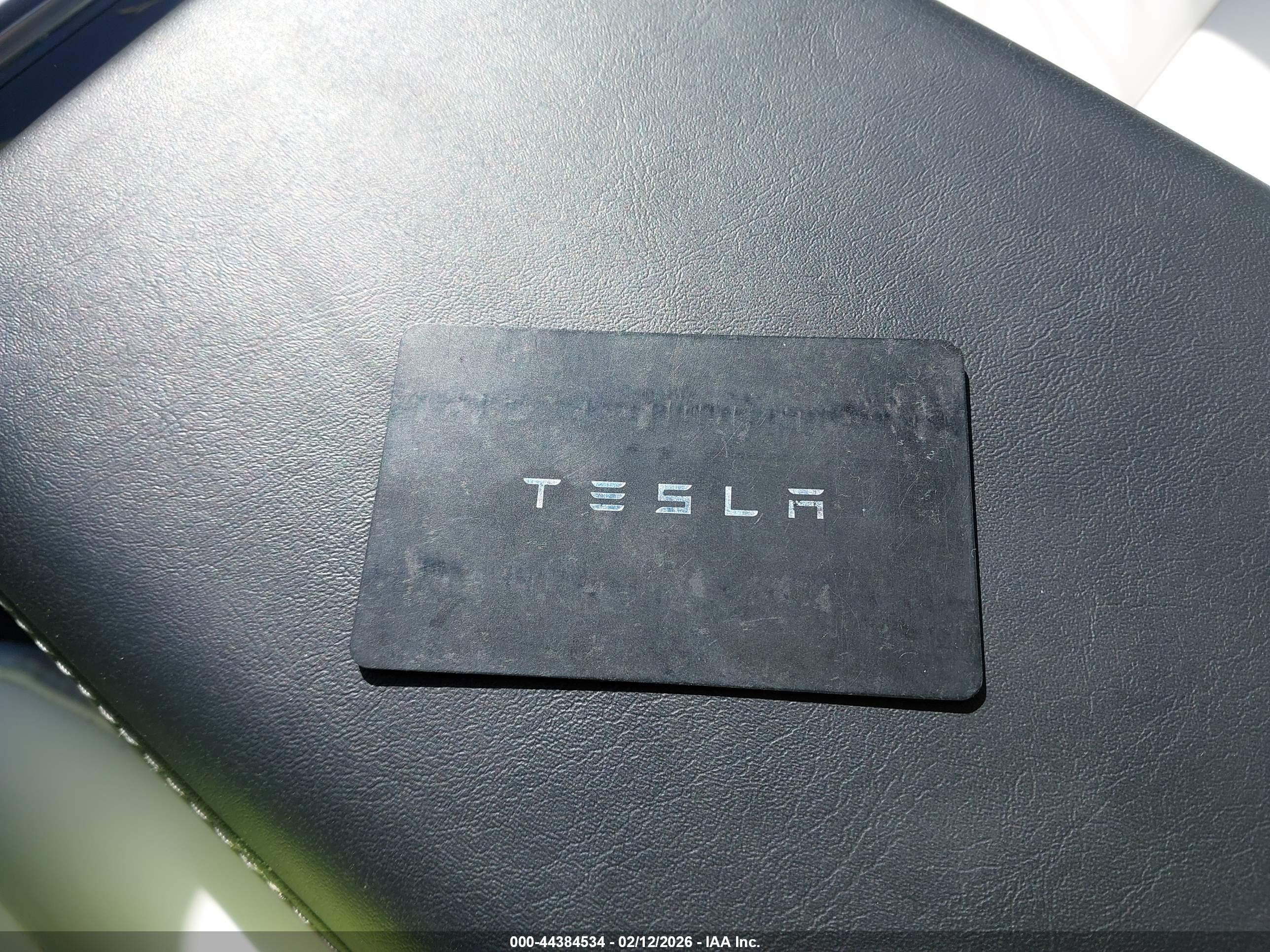 TESLA MODEL image 11