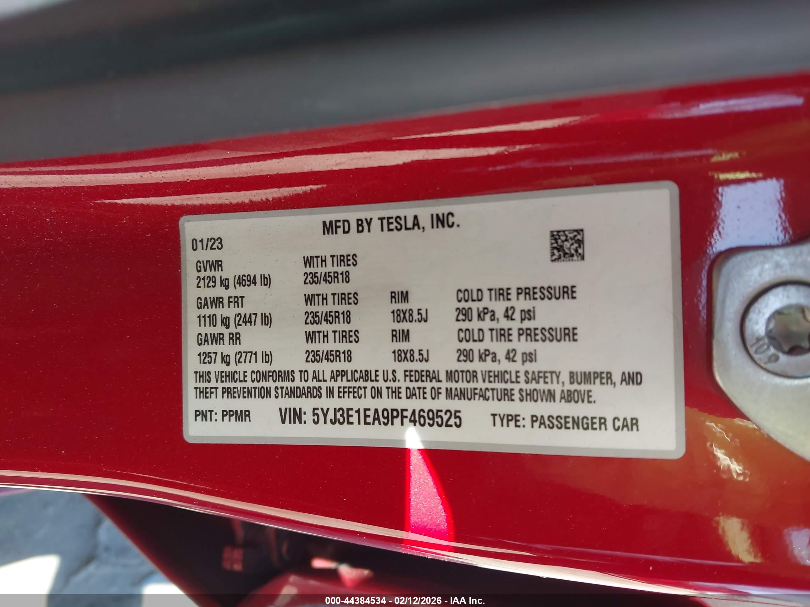 TESLA MODEL image 9
