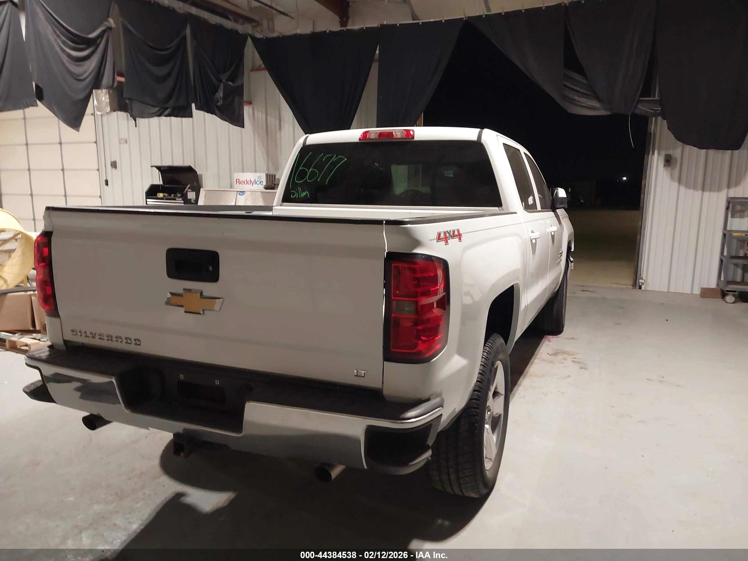 CHEVROLET SILVERADO image 4