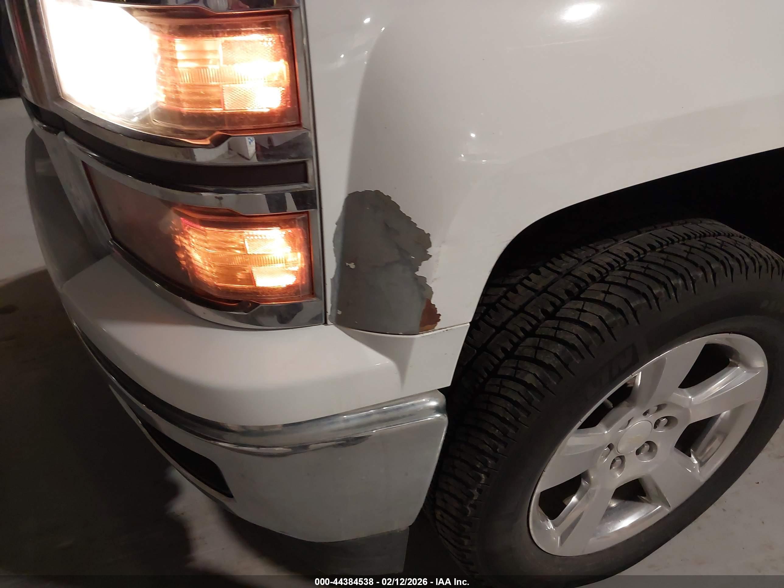 CHEVROLET SILVERADO image 6
