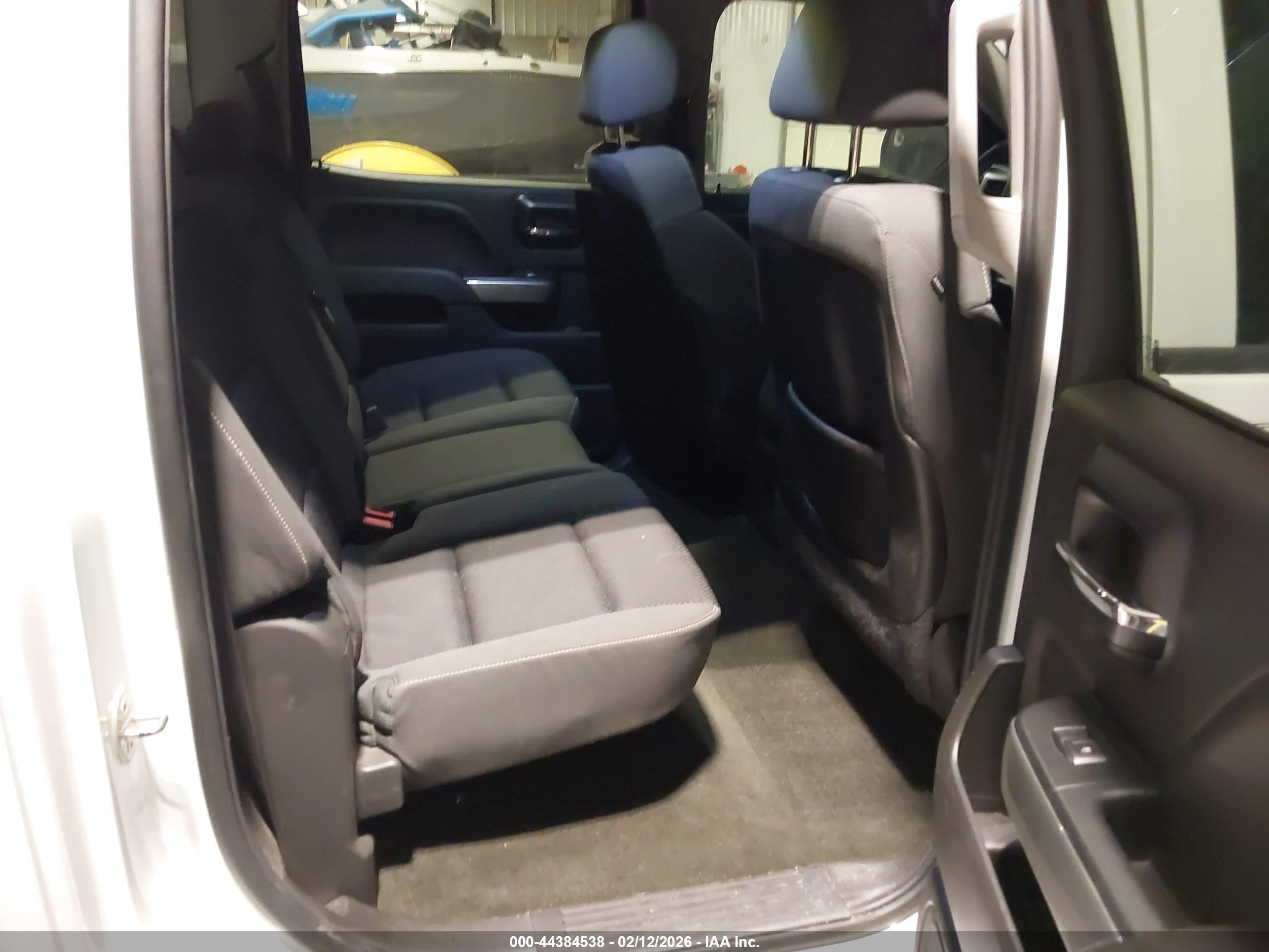 CHEVROLET SILVERADO image 8